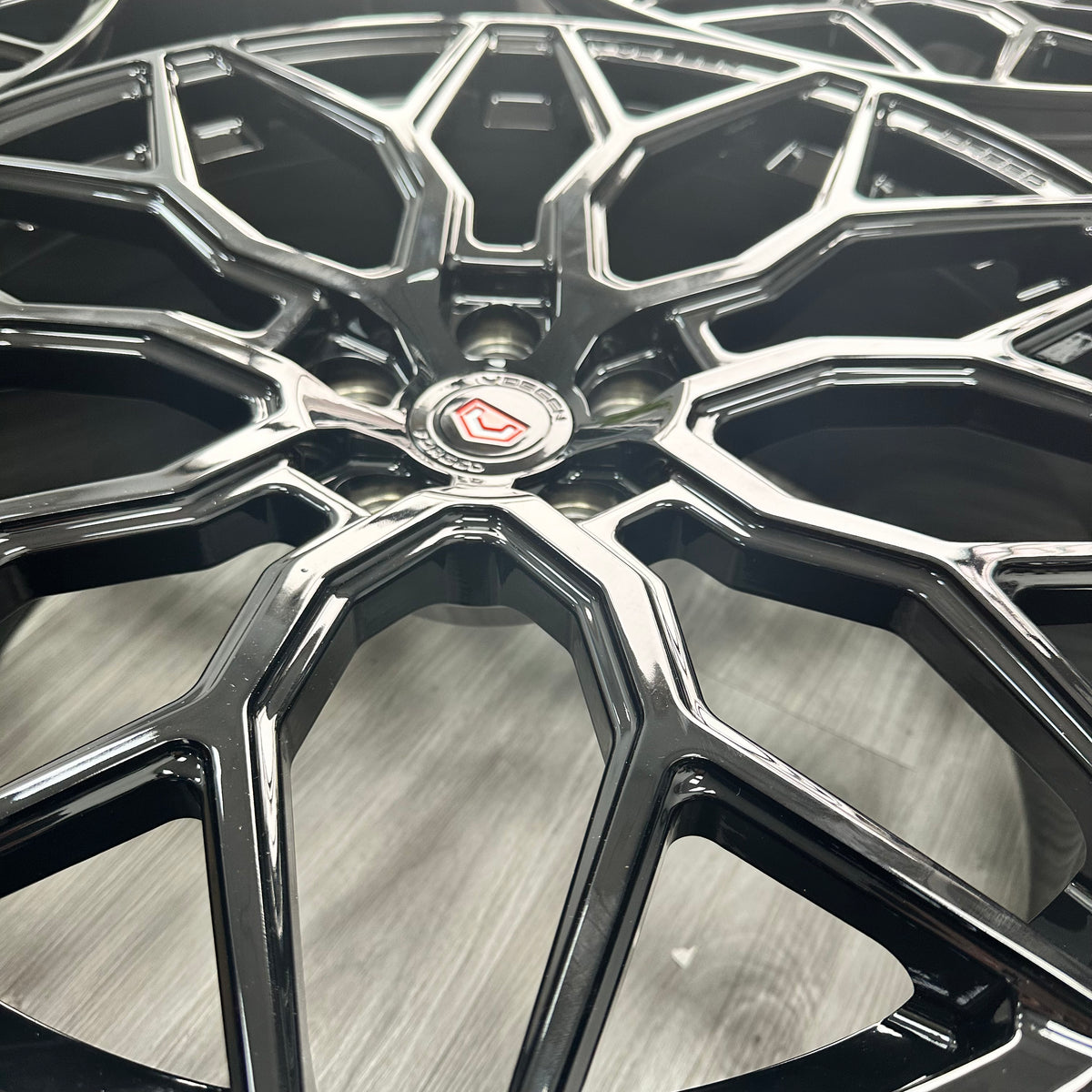 MB11 22inch 5*120 72.56