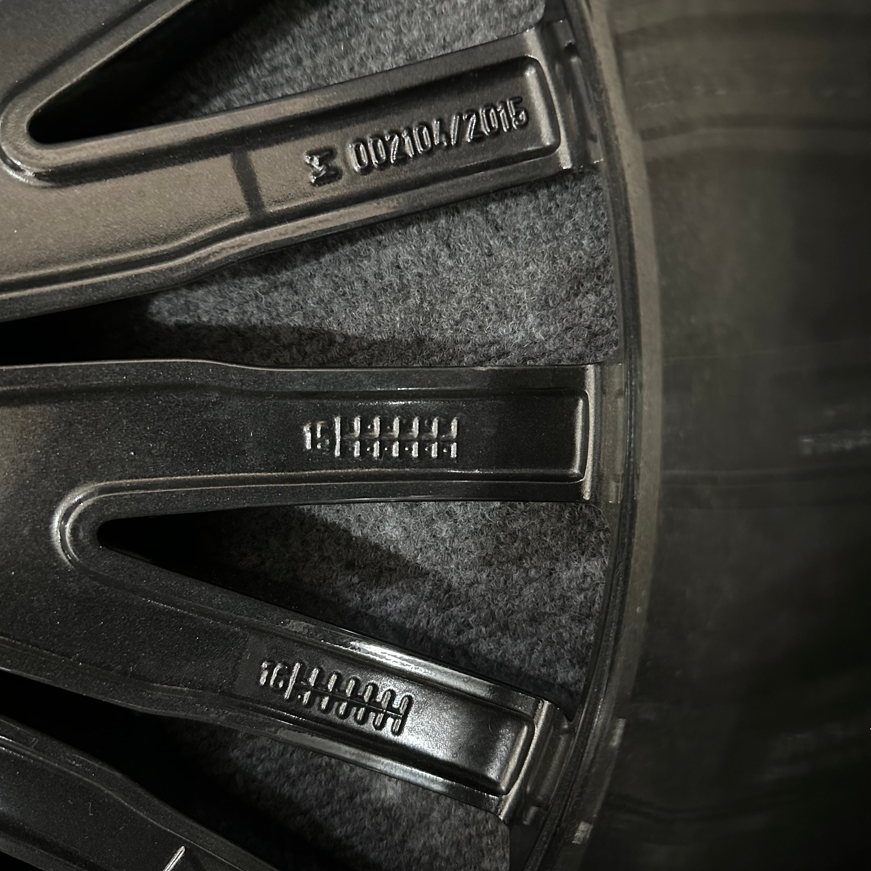 BMW 7 Series 629M 21 inch original wheels