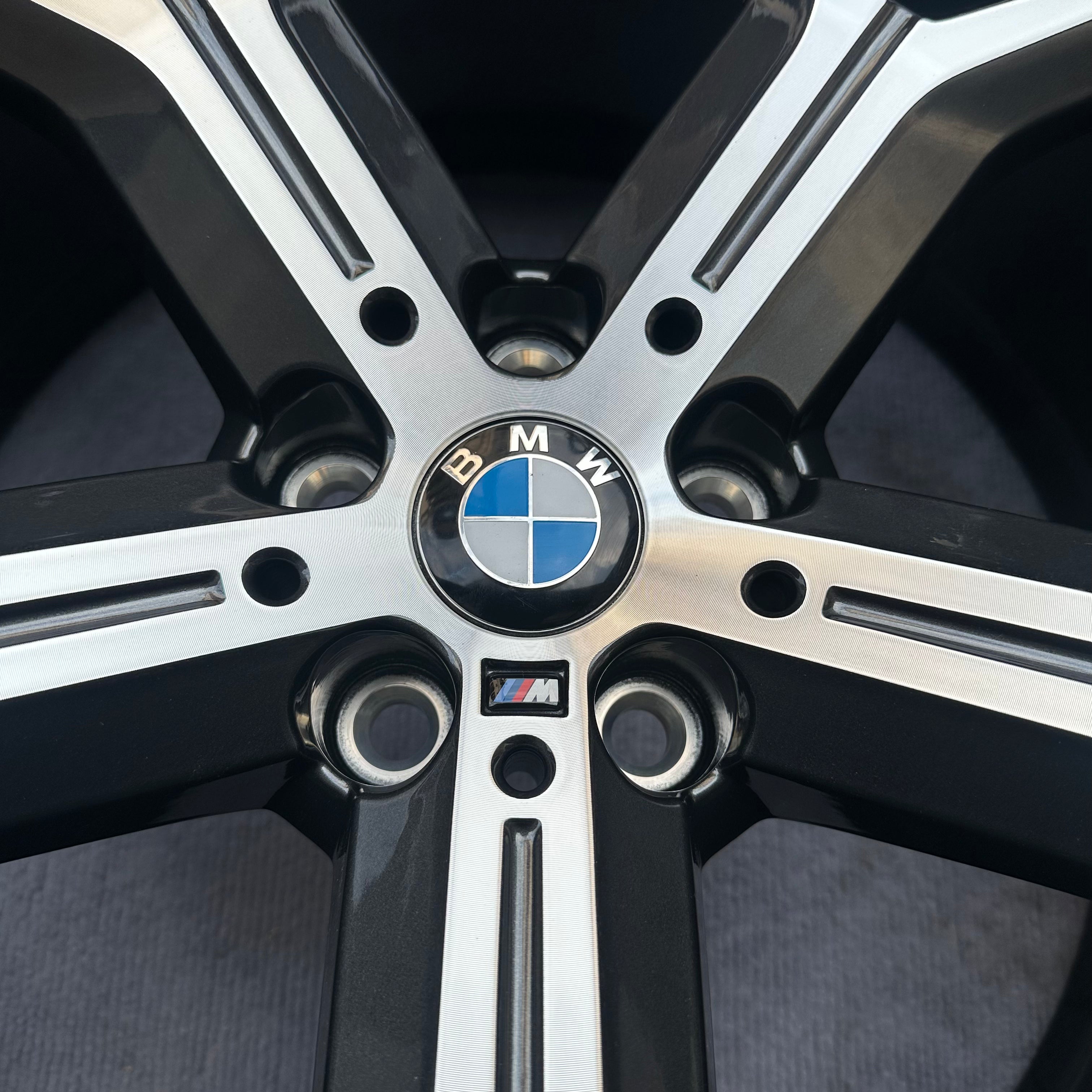 BMW X5 741M 21-inch brand new original wheels