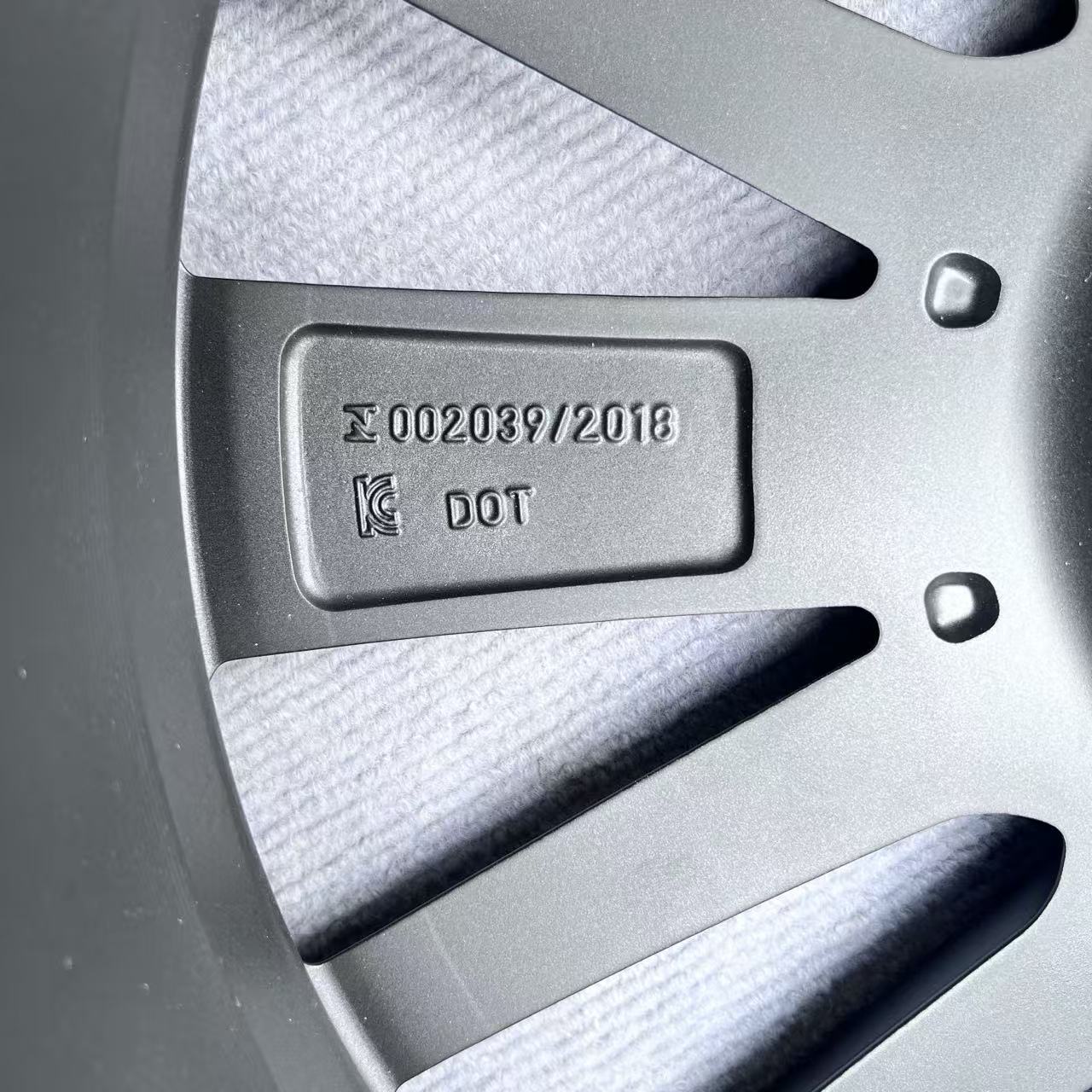 BMW X1 869M 20 inch brand new Original wheel