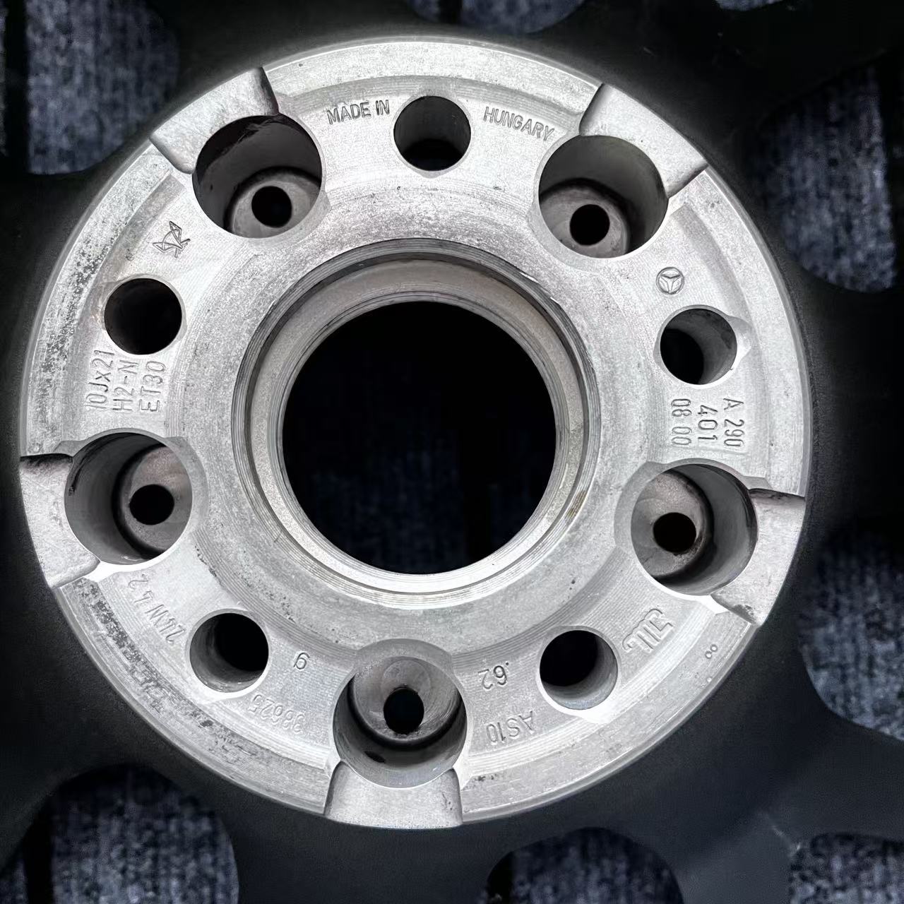 Mercedes benz G63 22 inch Original wheels