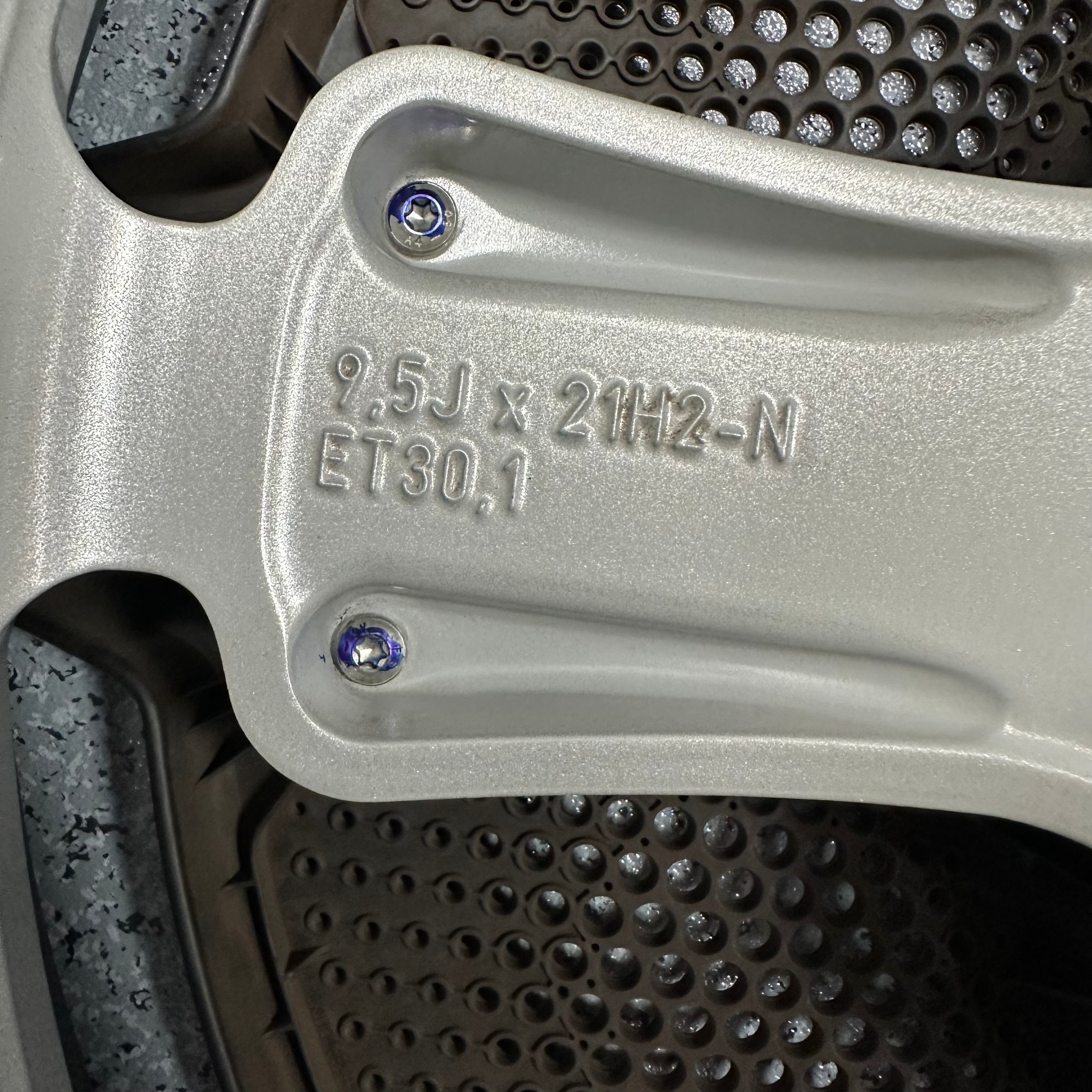 Mercedesbenz EQS 21 inch original wheel
