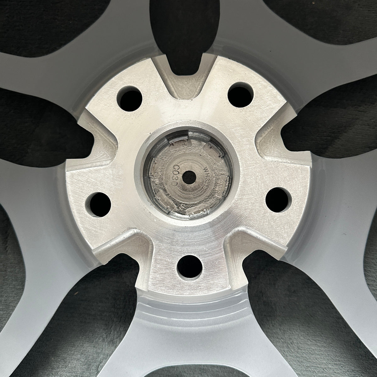 MB09 19 inch 5*112 57.1