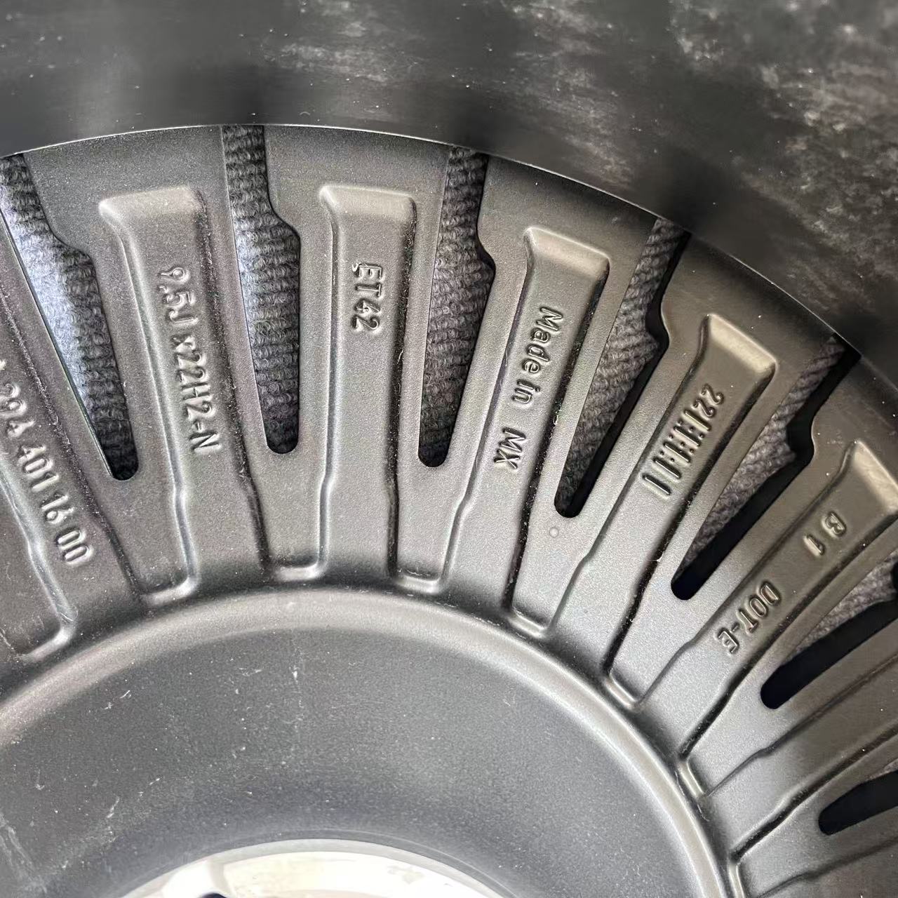 Mercedesbenz EQE 22 inch original wheel