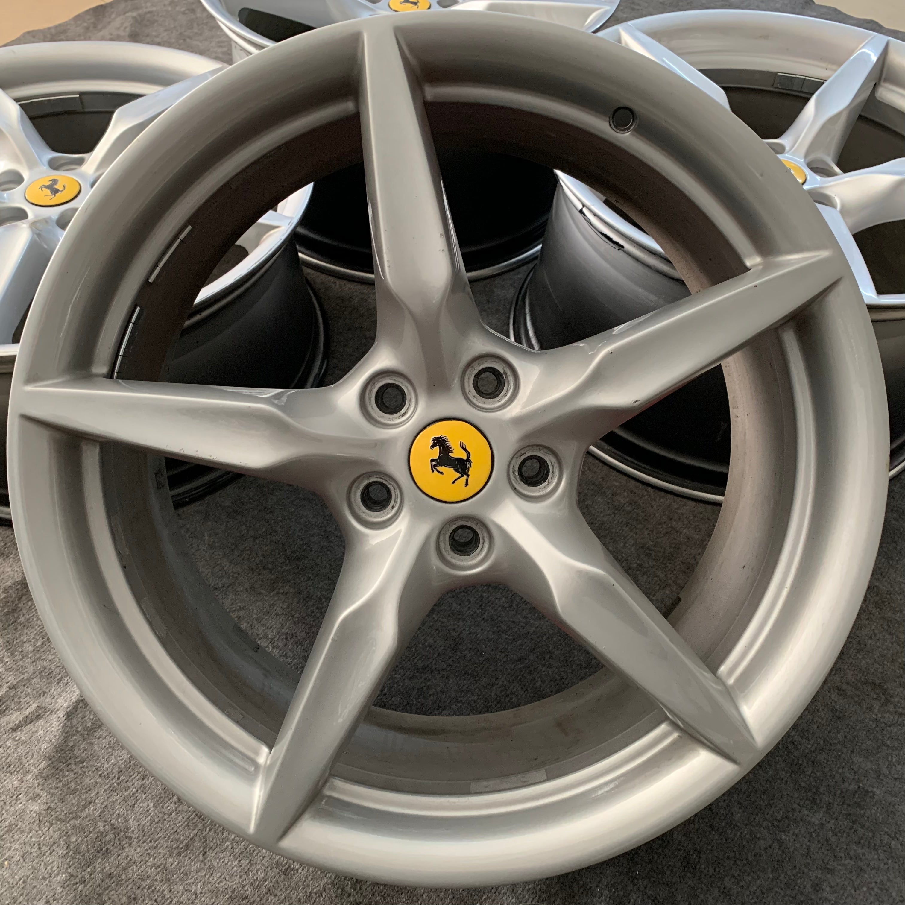 Ferrari 458 20-inch Original wheel