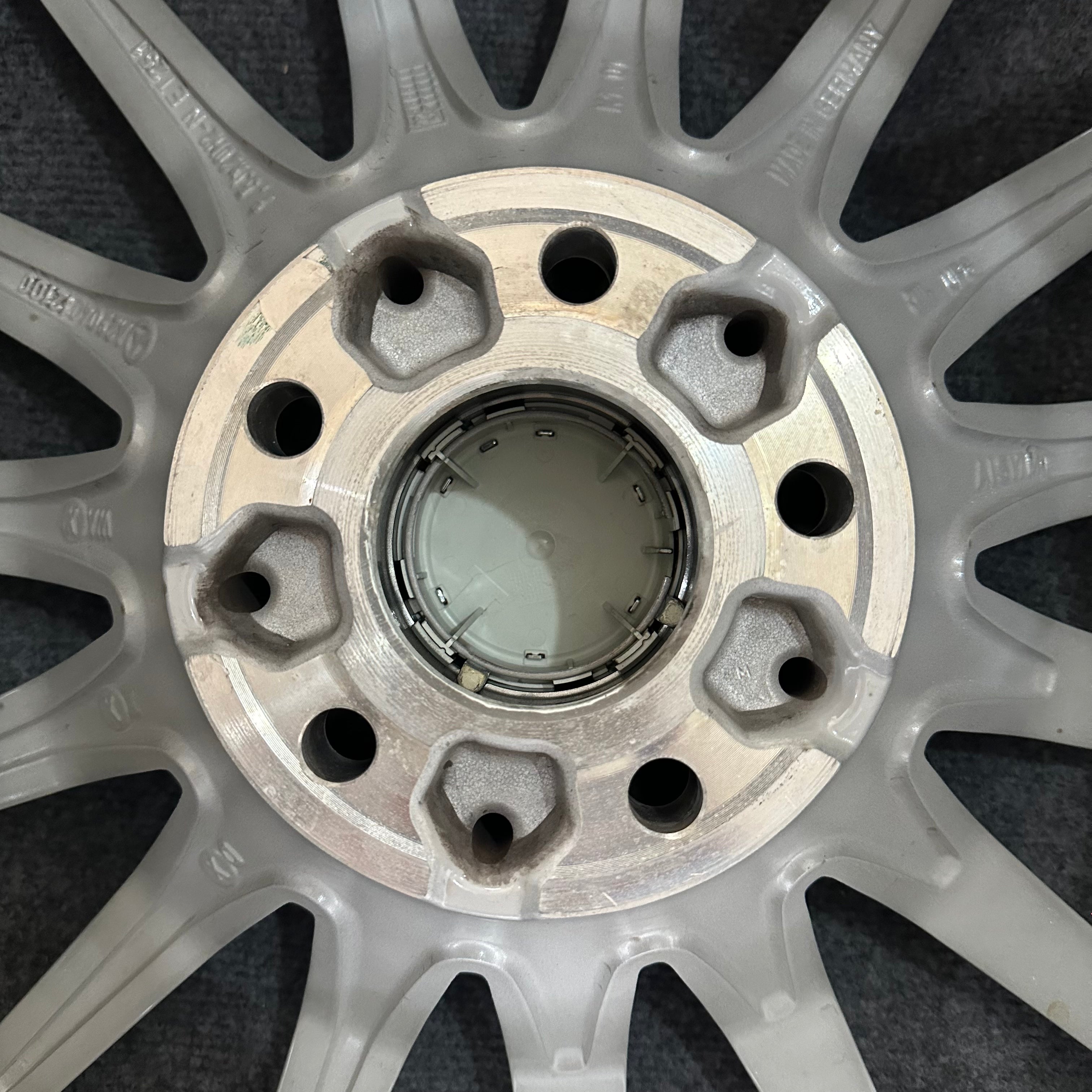 Mercedes benz GT63 20 inch original wheel (no tire)