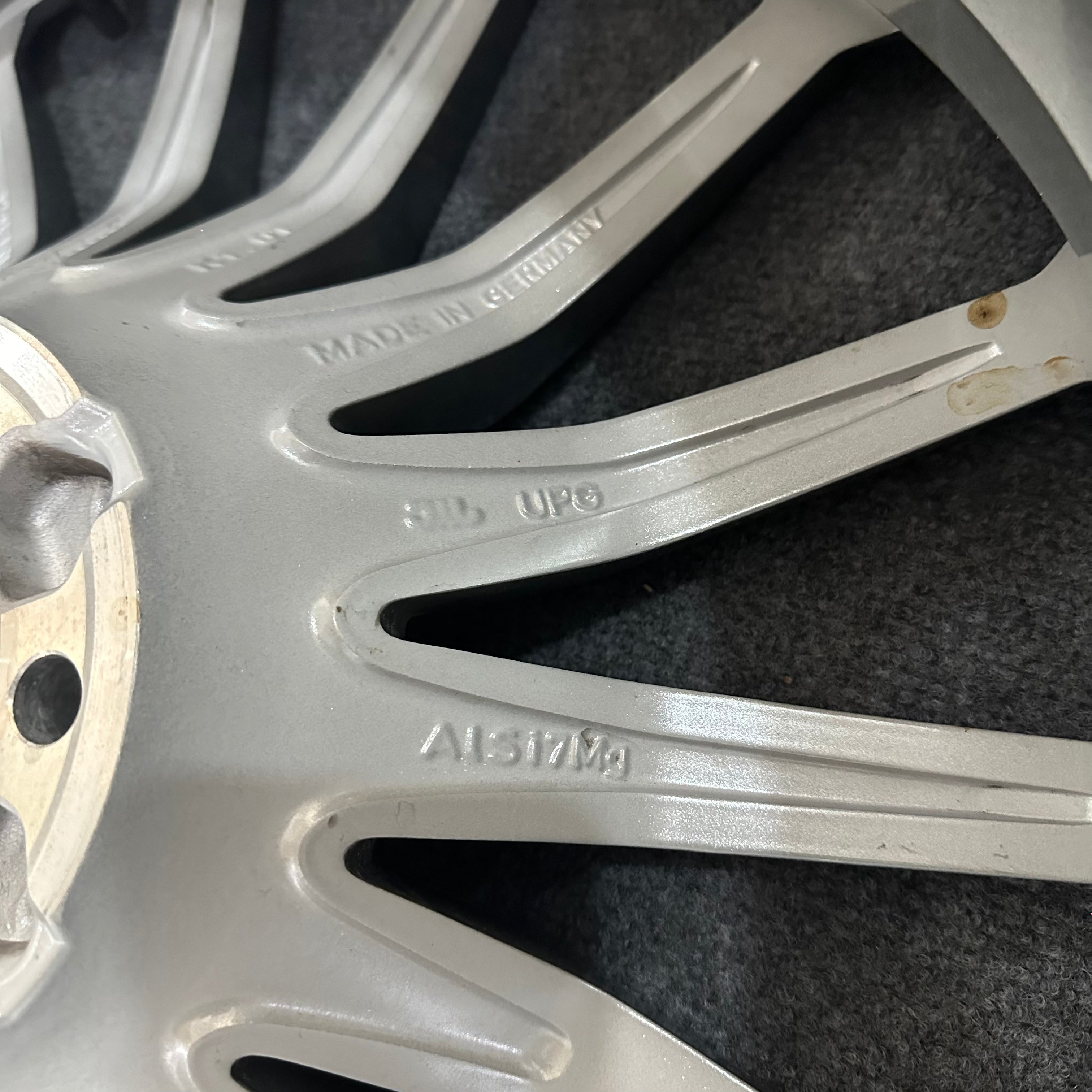 Mercedes benz GT63 20 inch original wheel (no tire)
