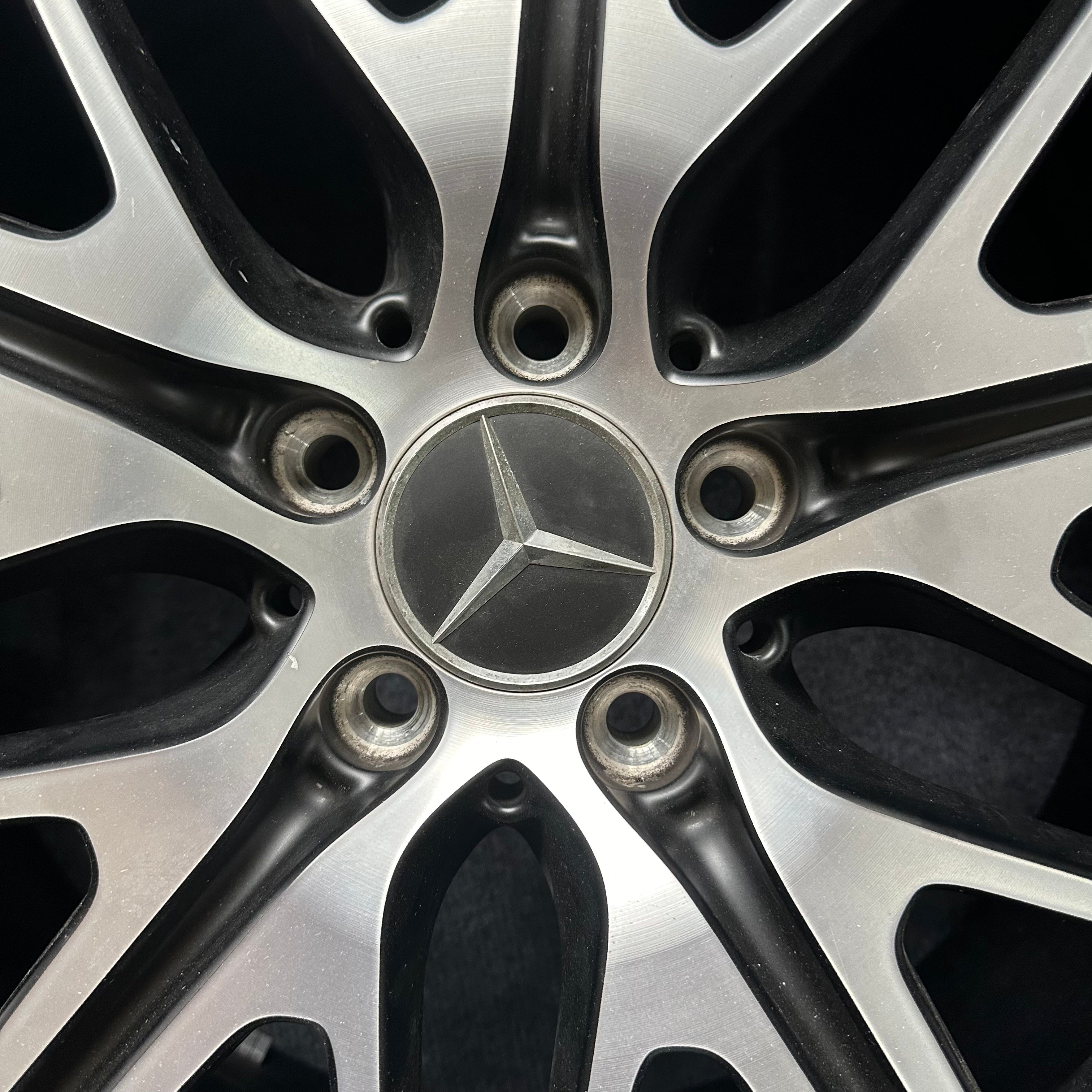 Mercedes-Benz C43 20 inch original wheels(no tire)
