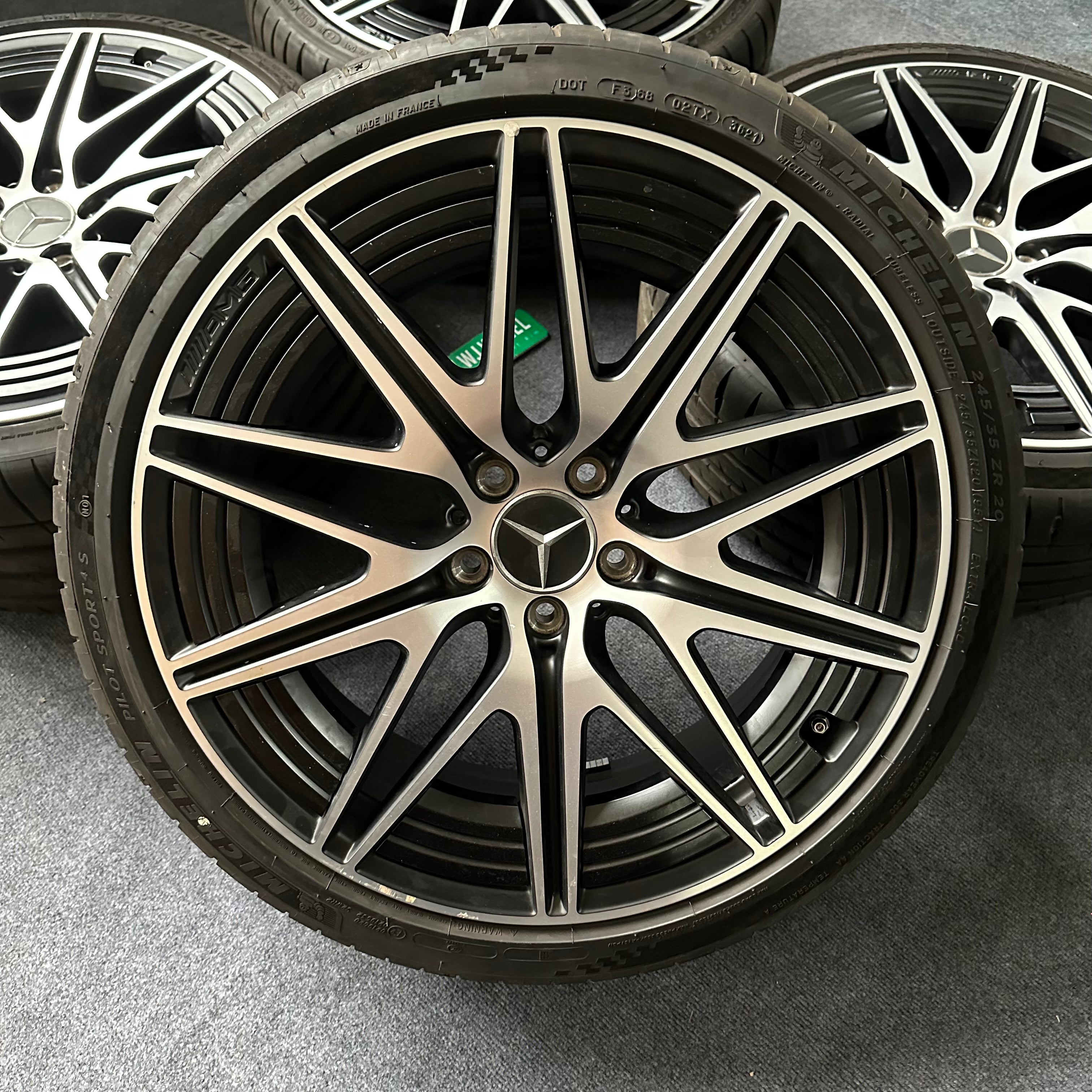 Mercedes-Benz C43 20 inch original wheels(no tire)