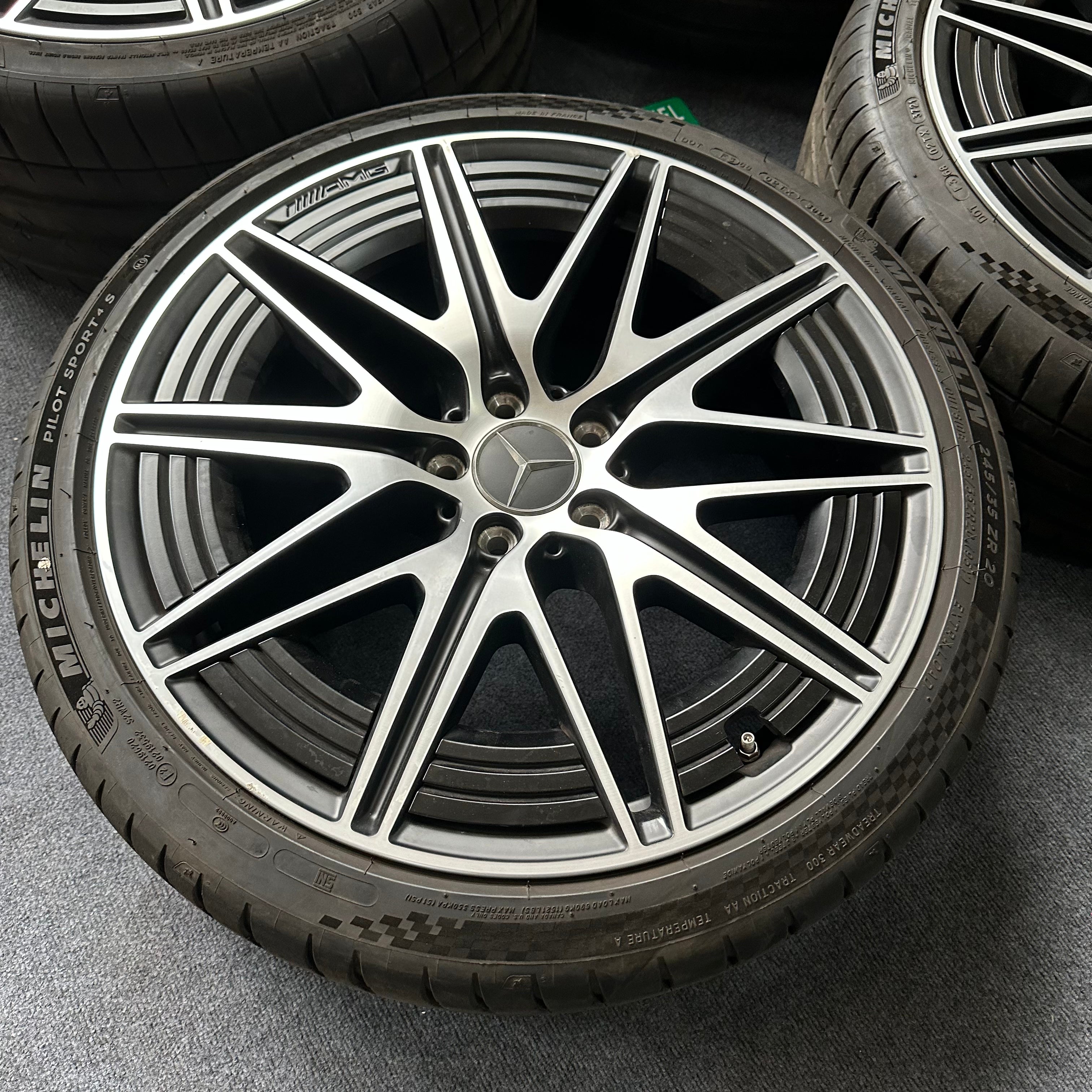 Mercedes-Benz C43 20 inch original wheels(no tire)