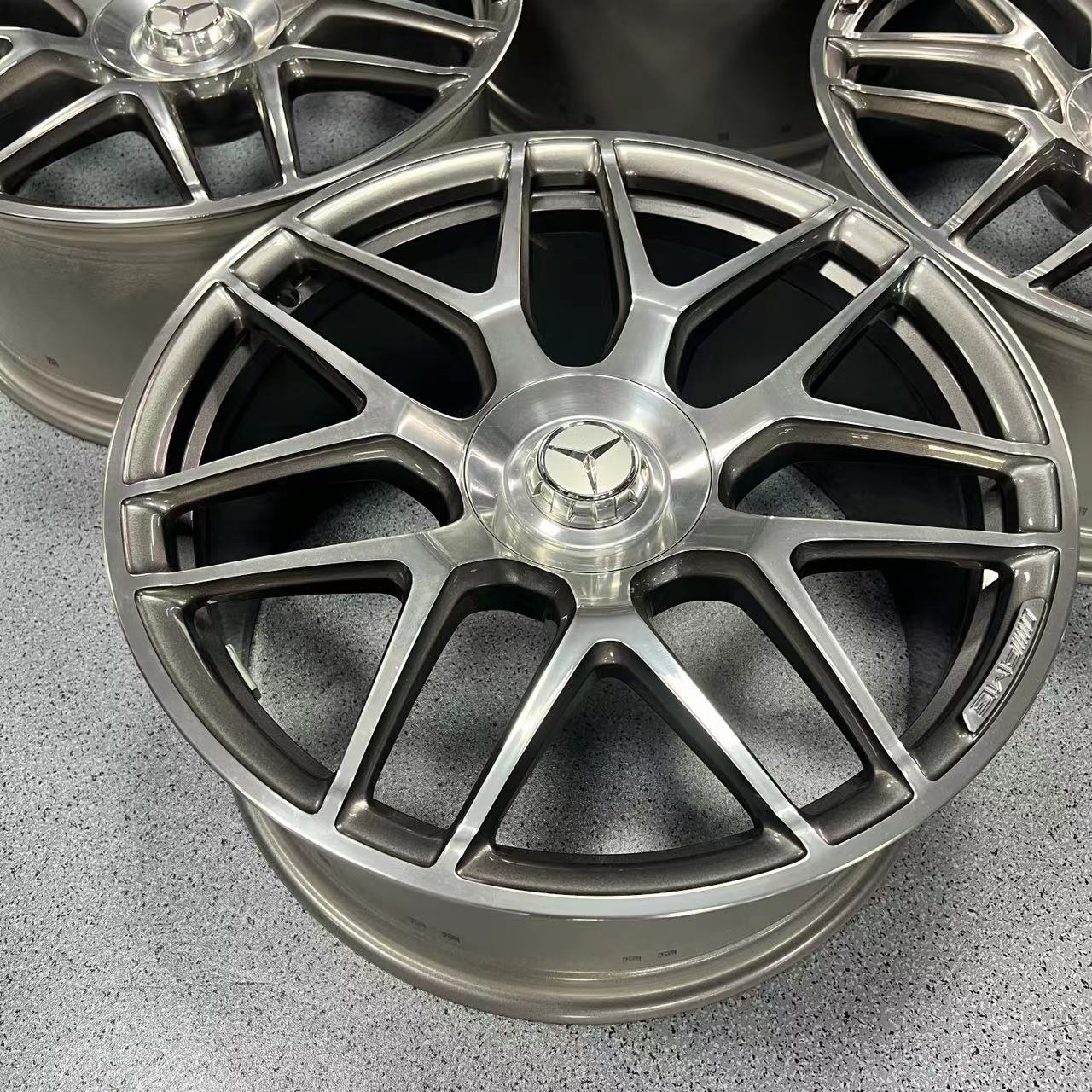 Mercedesbenz G63 22 inch original wheel Silver Edge
