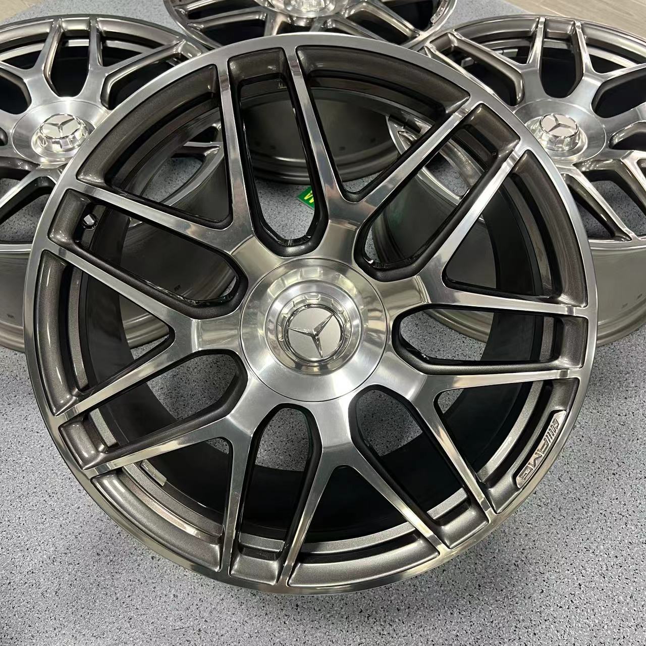 Mercedesbenz G63 22 inch original wheel Silver Edge