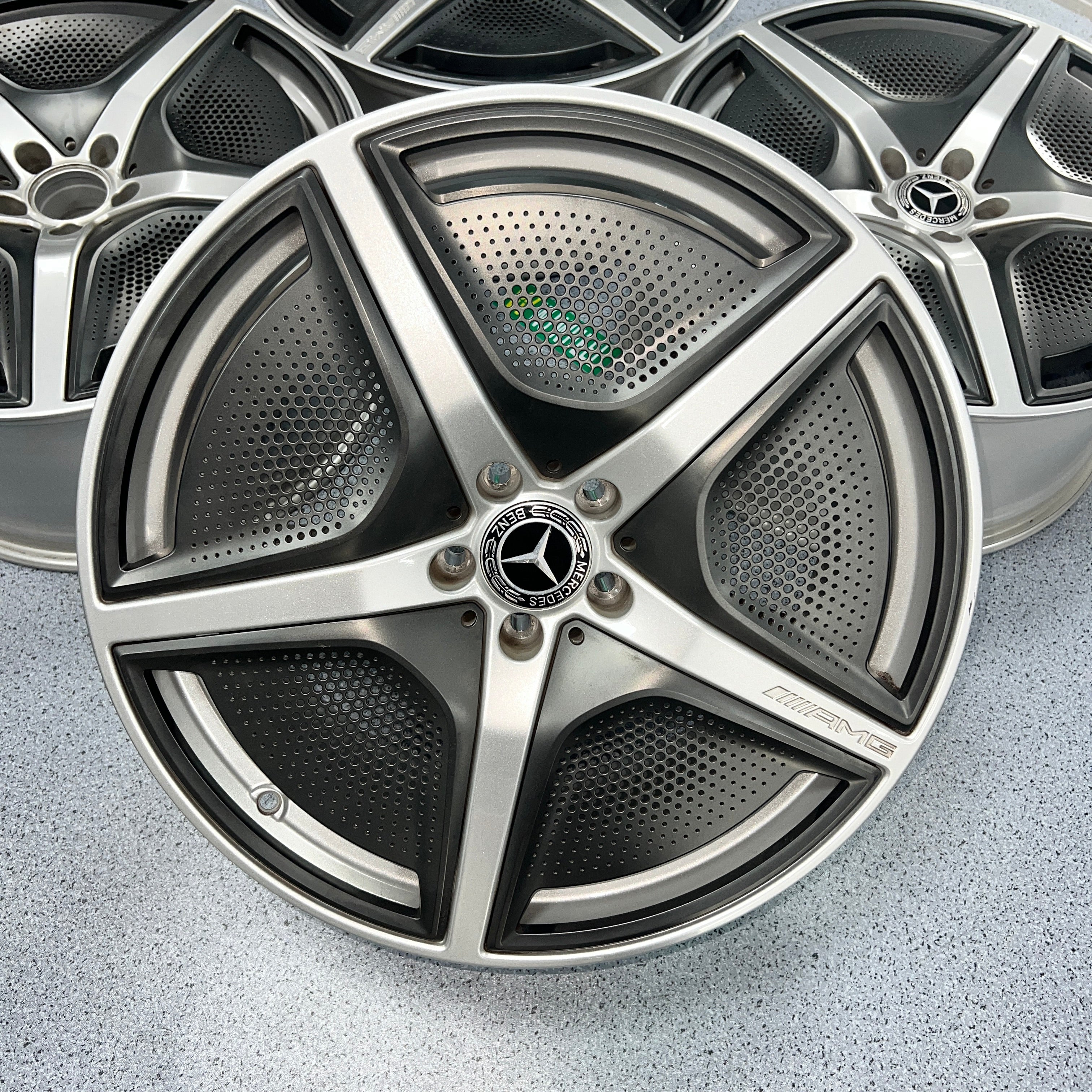 Mercedesbenz EQS 20 inch original wheel