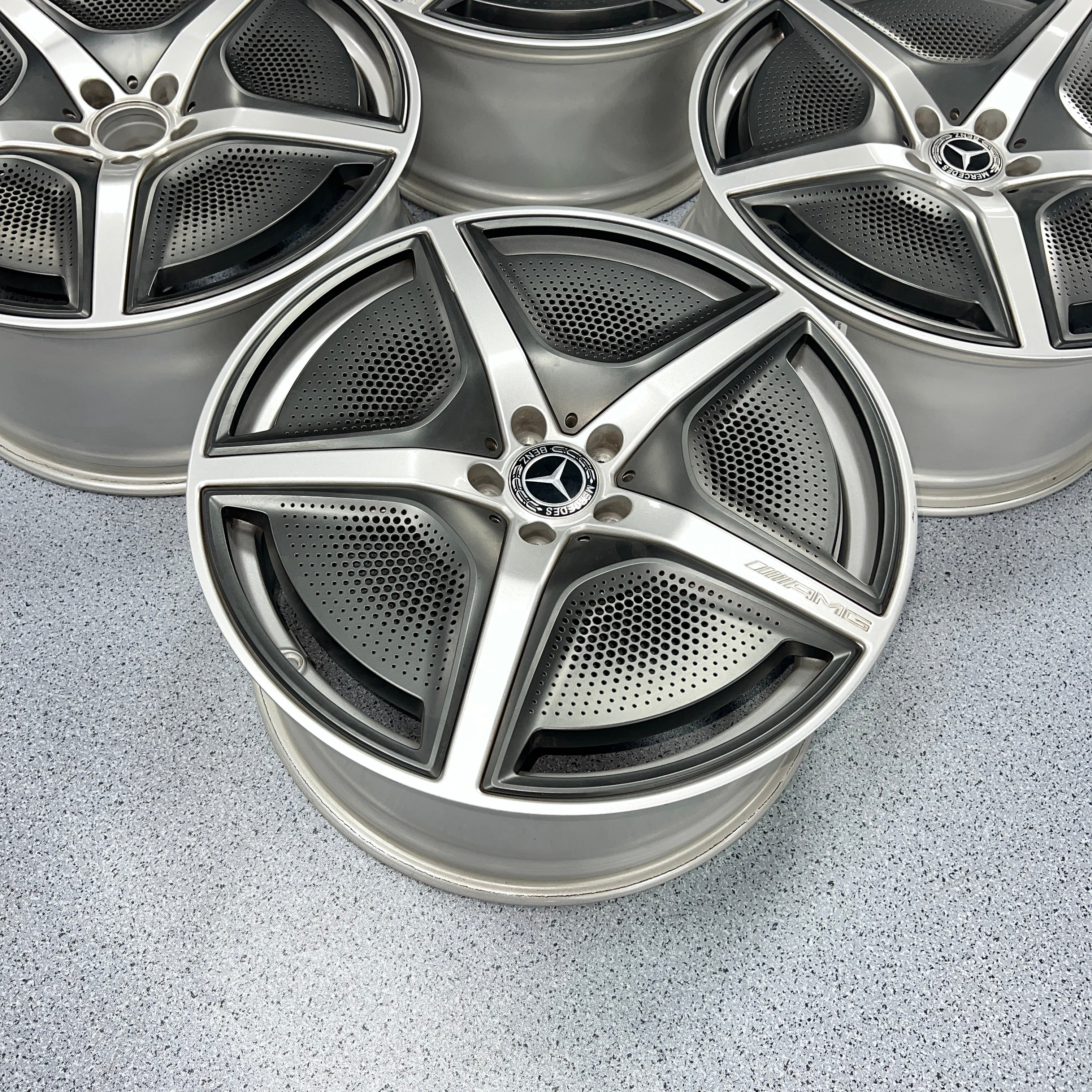 Mercedesbenz EQS 20 inch original wheel