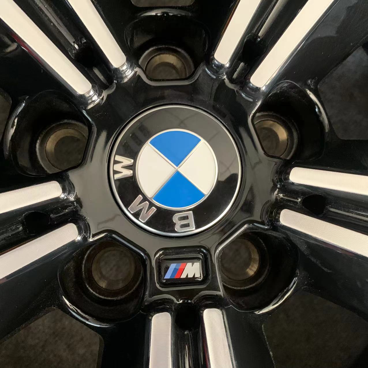BMW X3 887M  19 inch original wheel