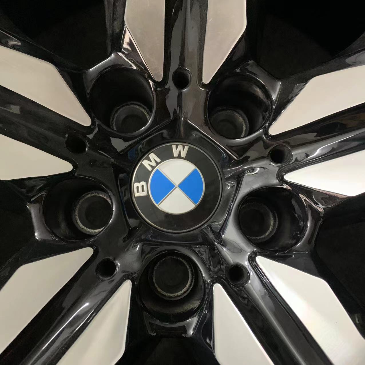 BMW 7 Series 907M 20 inch original wheels