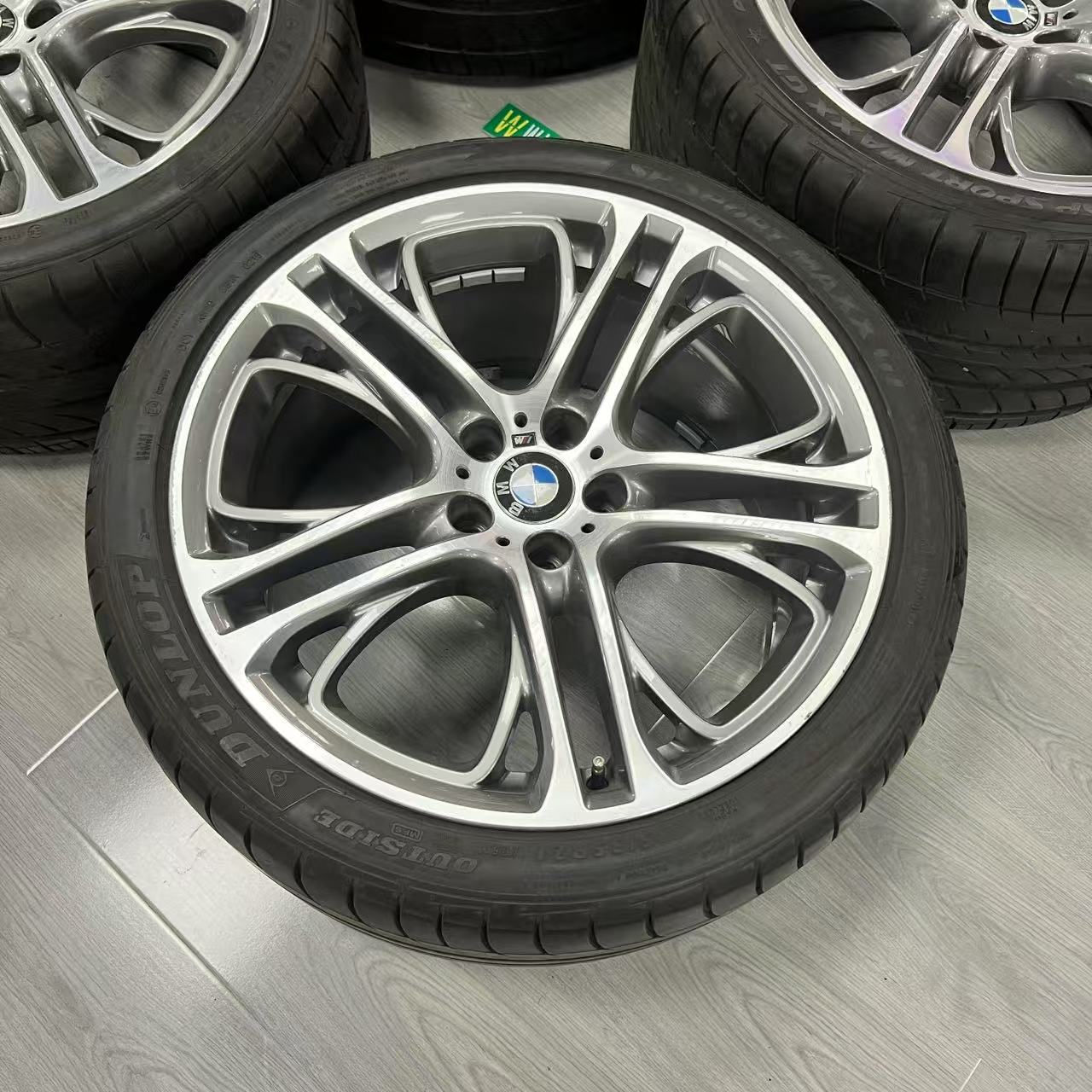 BMW X5 310M 21 inch original wheels (no tire)