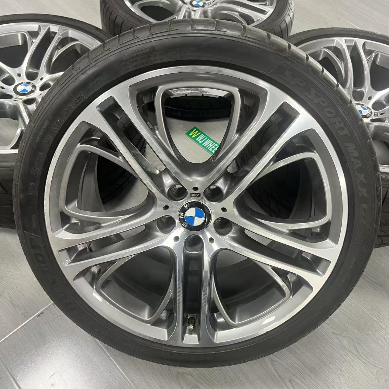 BMW X5 310M 21 inch original wheels (no tire)