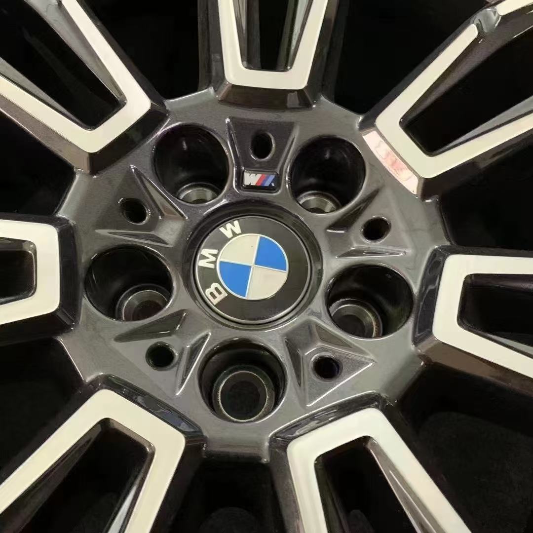 BMW 5 series i5 935M 19 inch original wheels