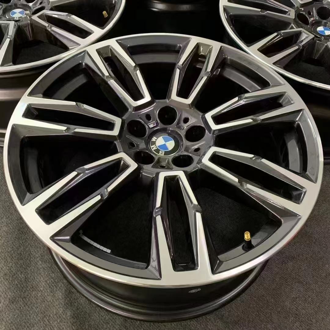 BMW 5 series i5 935M 19 inch original wheels