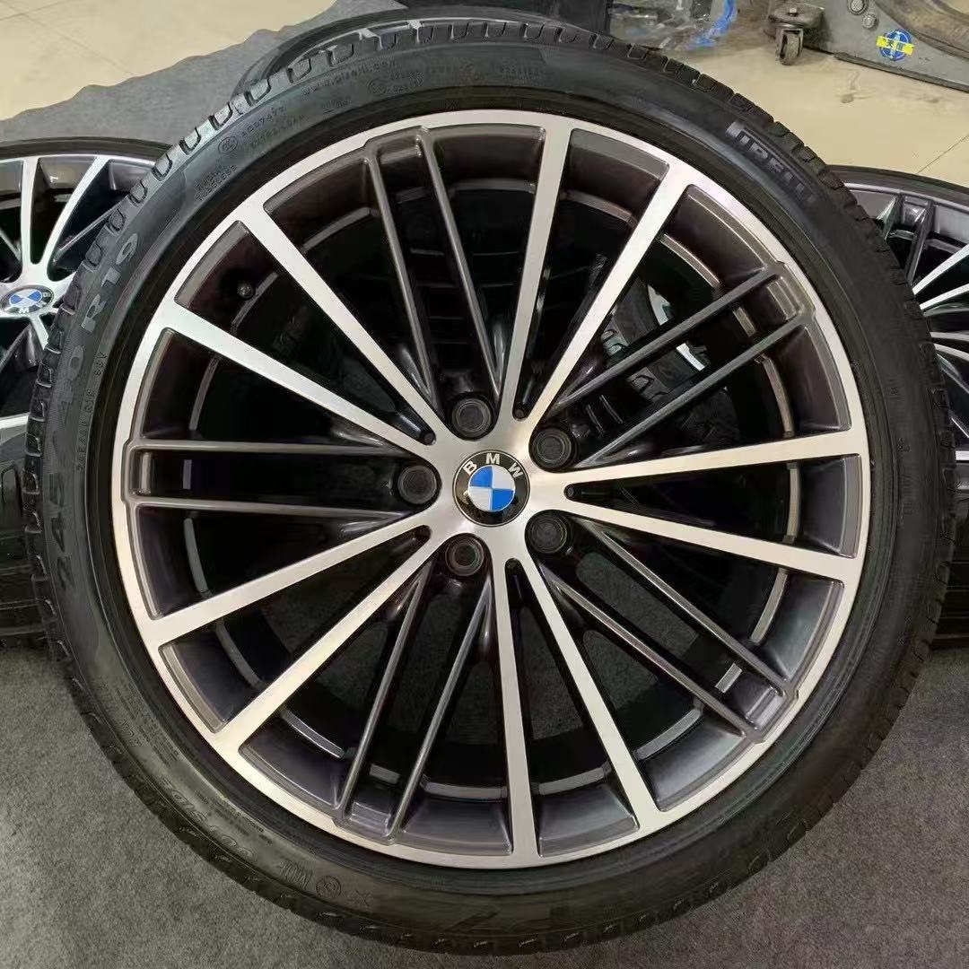 BMW 5 Series 530 635M 19-inch factory wheels