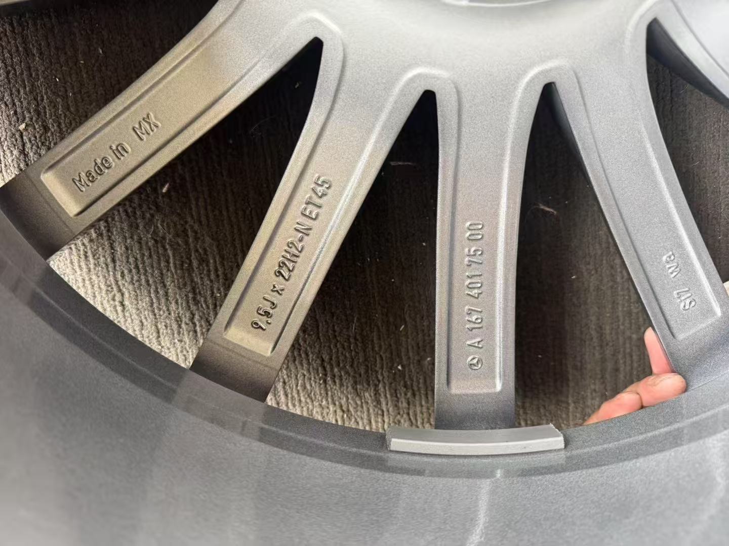 Mercedes benz GLS450 22 inch Original wheel