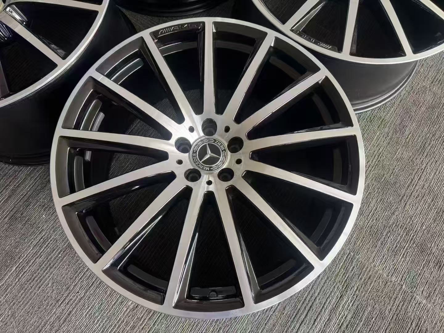 Mercedes benz GLS450 22 inch Original wheel