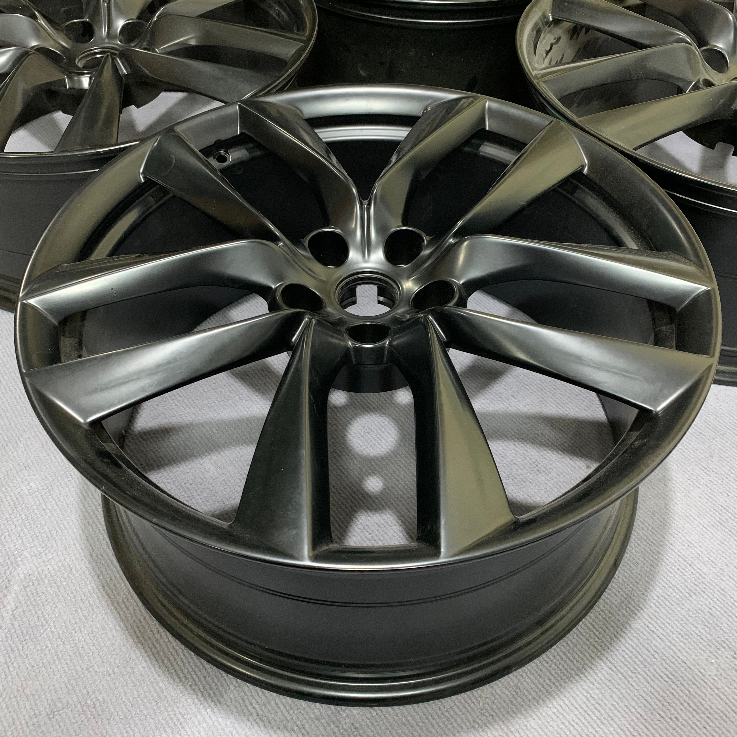 Tesla Model S 21-inch Original wheel