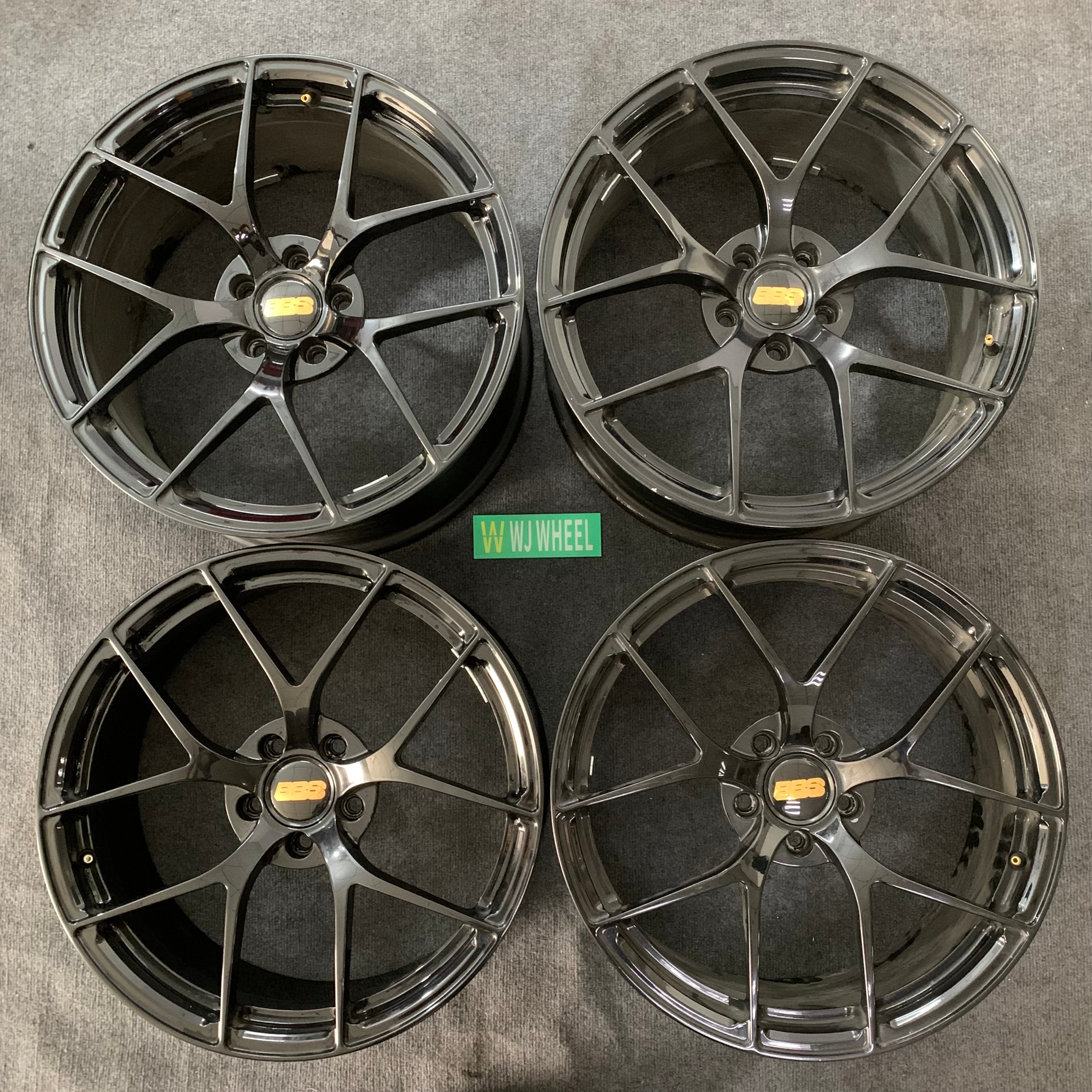 MB05 19 inch 5*112 66.6
