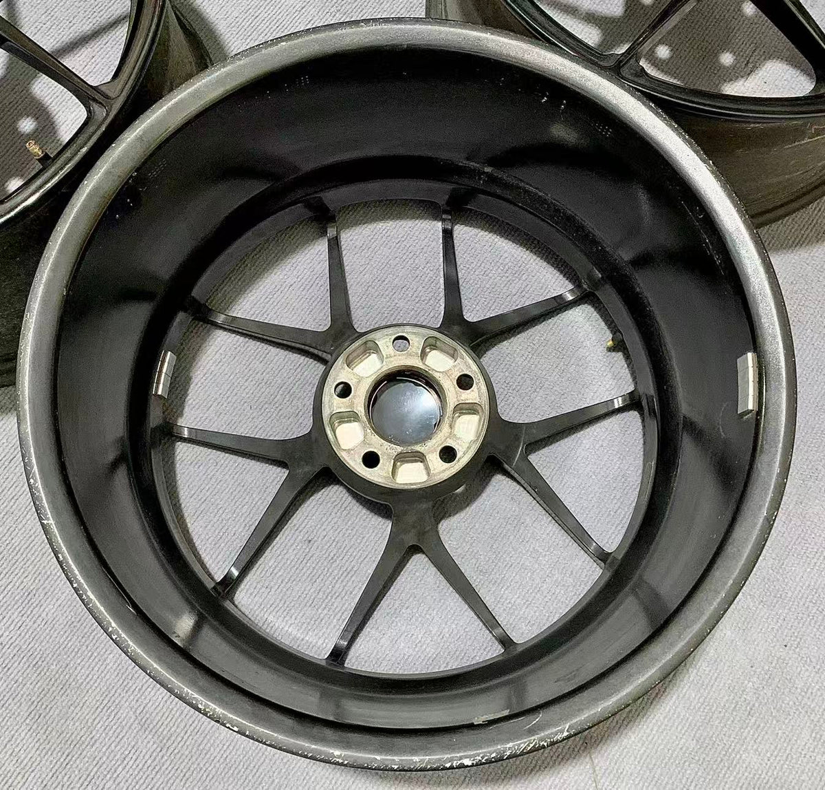 MB05 19 inch 5*112 66.6