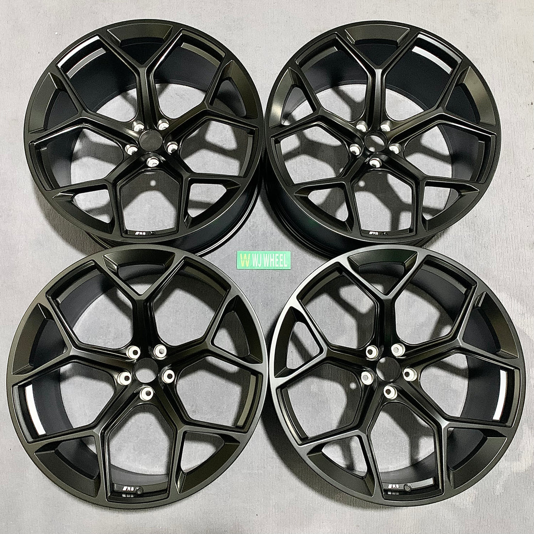 Audi RS7 22-inch Original wheels