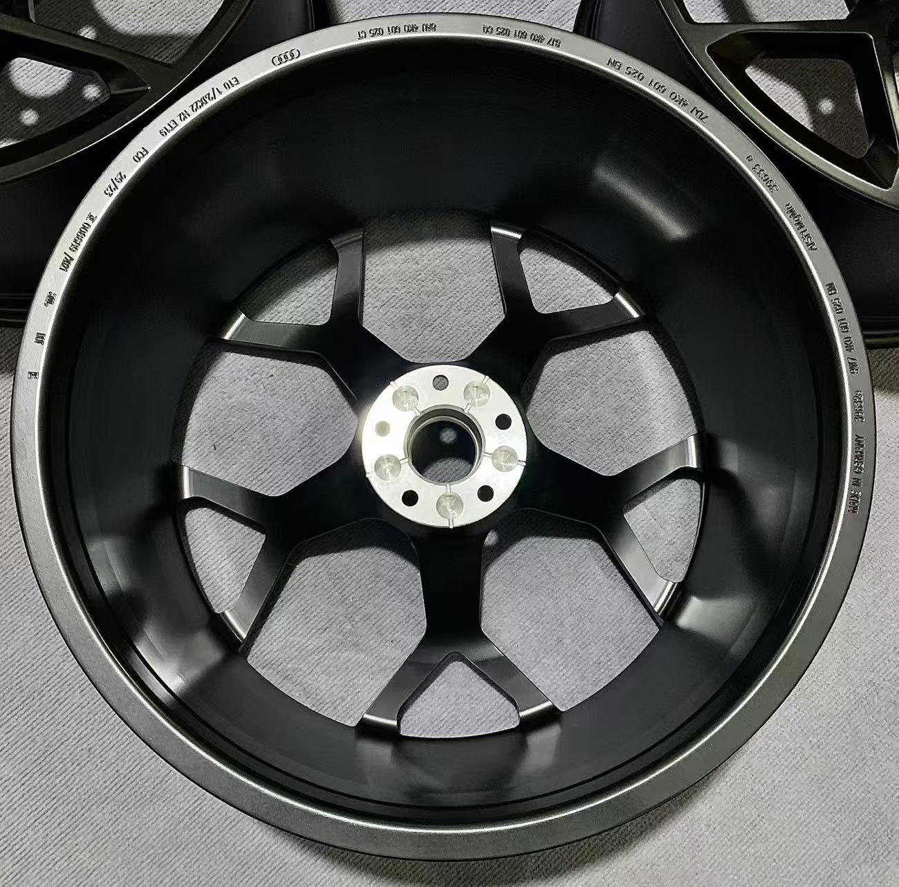 Audi RS7 22-inch Original wheels