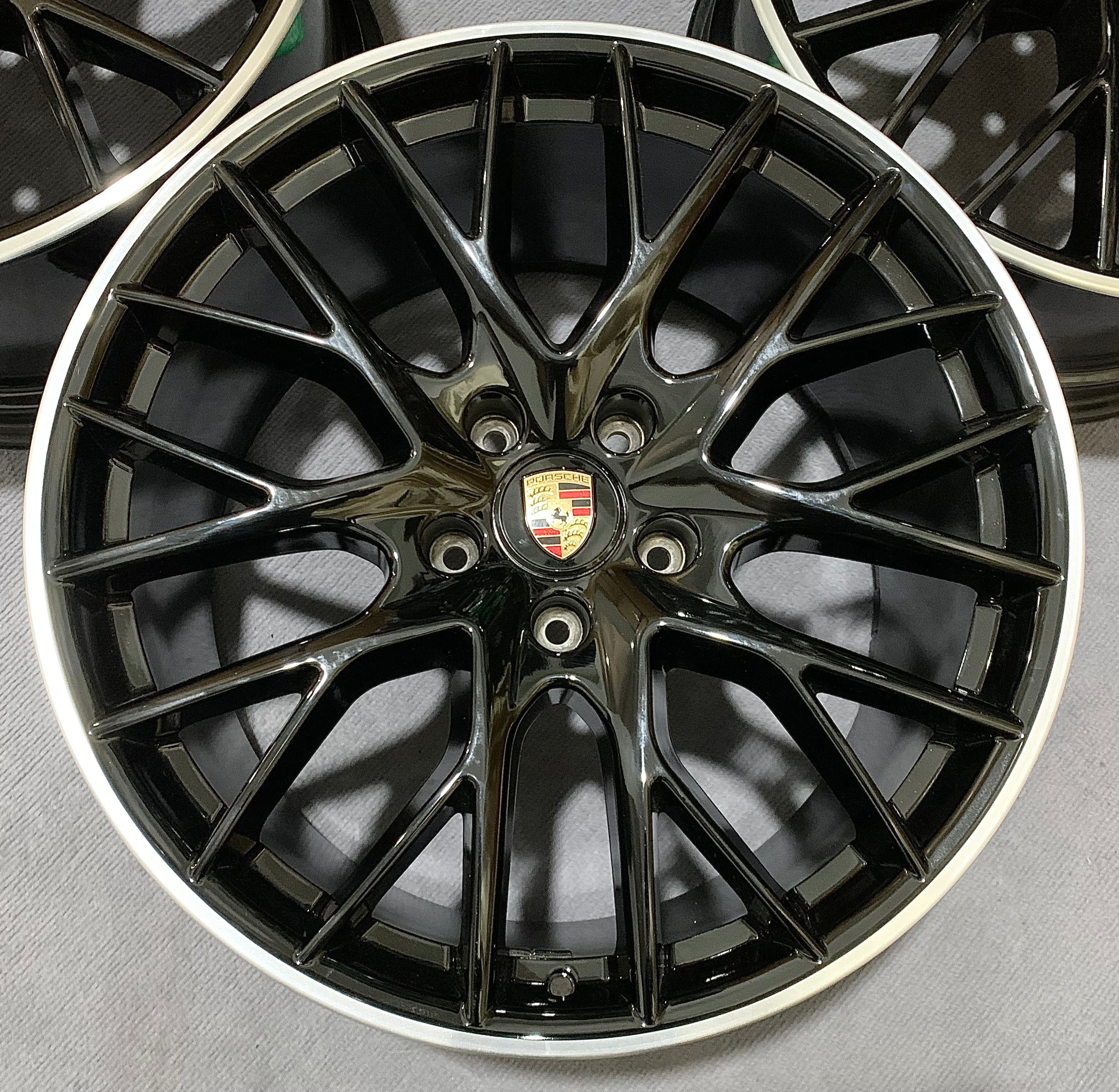 Porsche  Panamera 21 inch original wheel