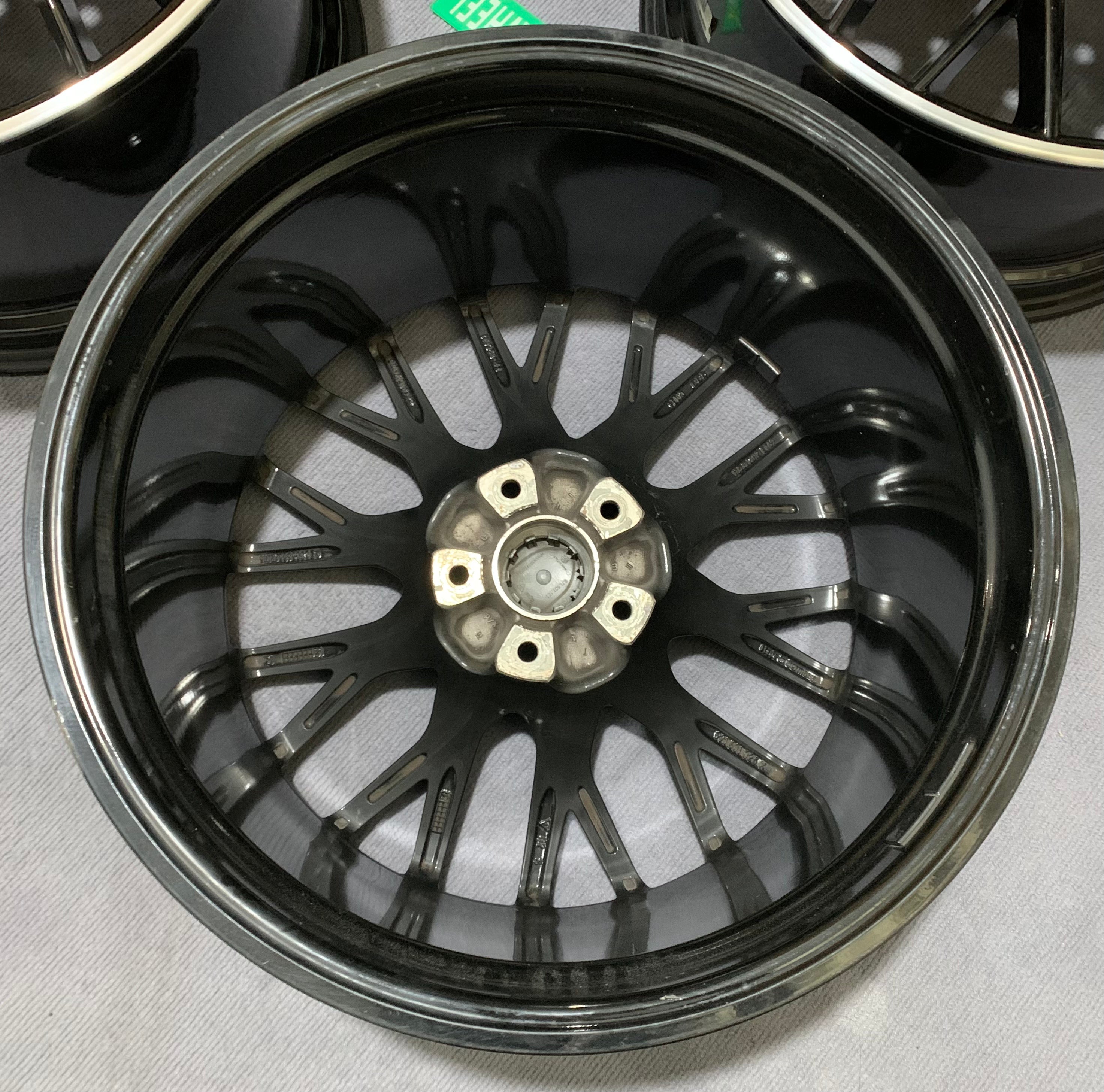 Porsche  Panamera 21 inch original wheel