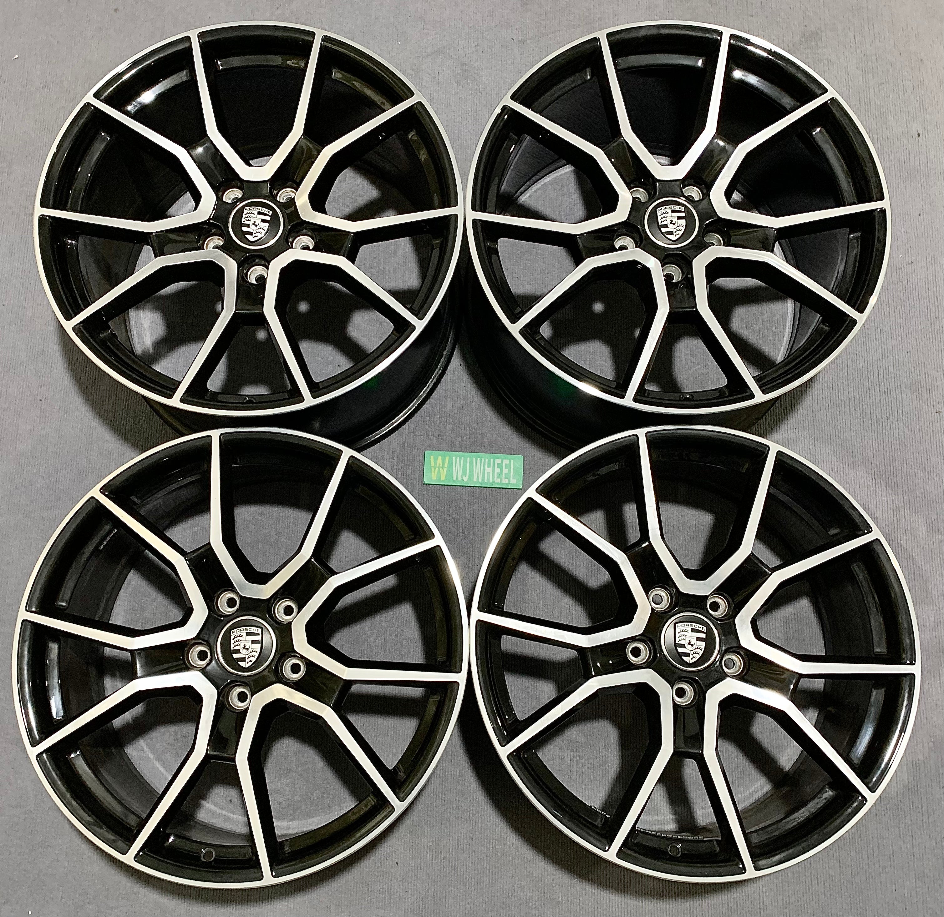 Porsche Taycan 21 inch original wheel