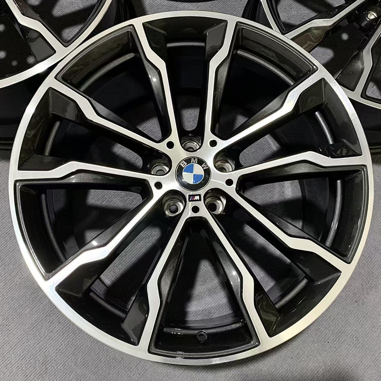 BMW X3 699M 20 inch original wheels