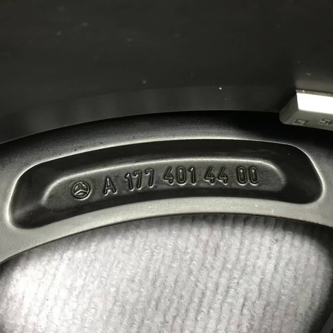Mercedes benz A35 19 inch original wheel (no tire)