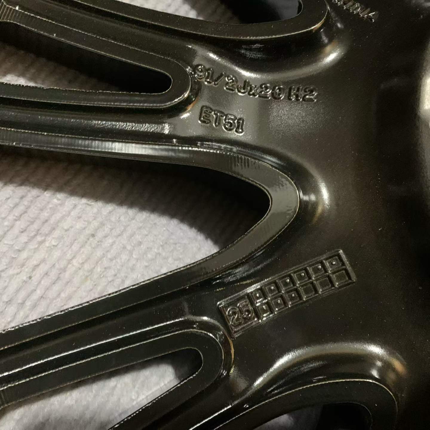 Mercedes-Benz E300 20-inch Original wheel