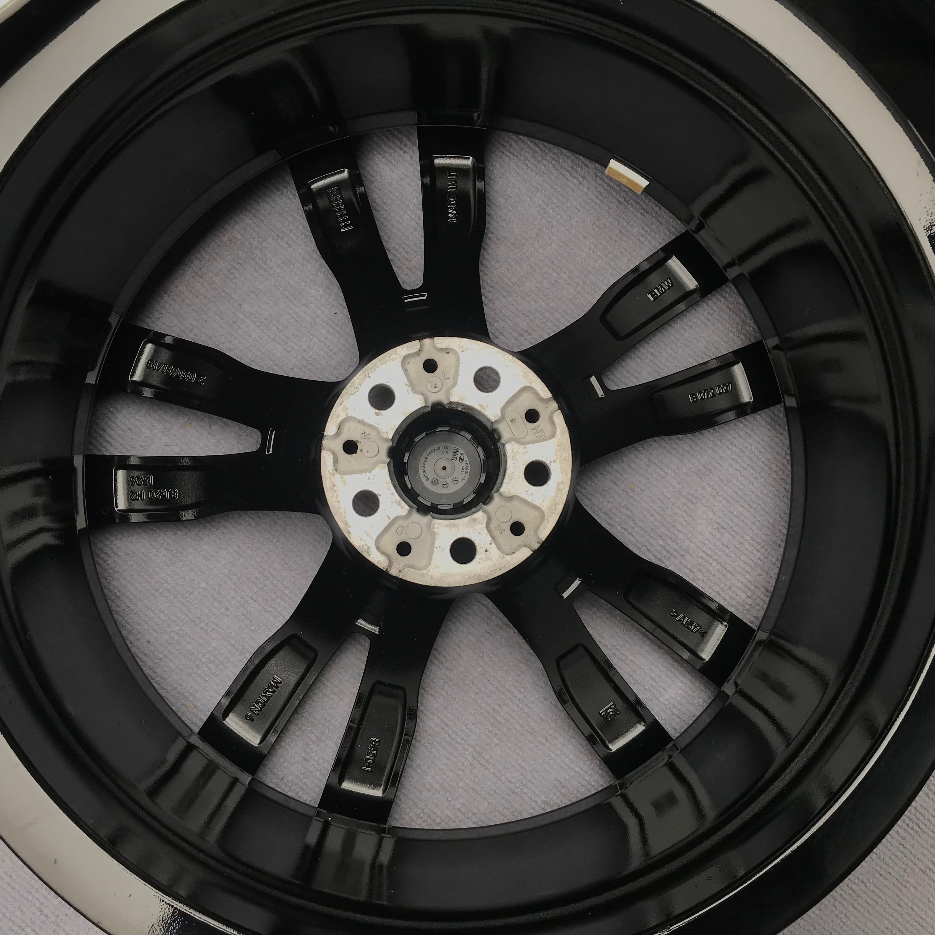 BMW 8 series 840 20 inch original wheels