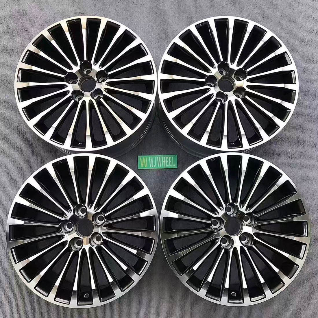 Toyota Crown 18 inch Original wheels