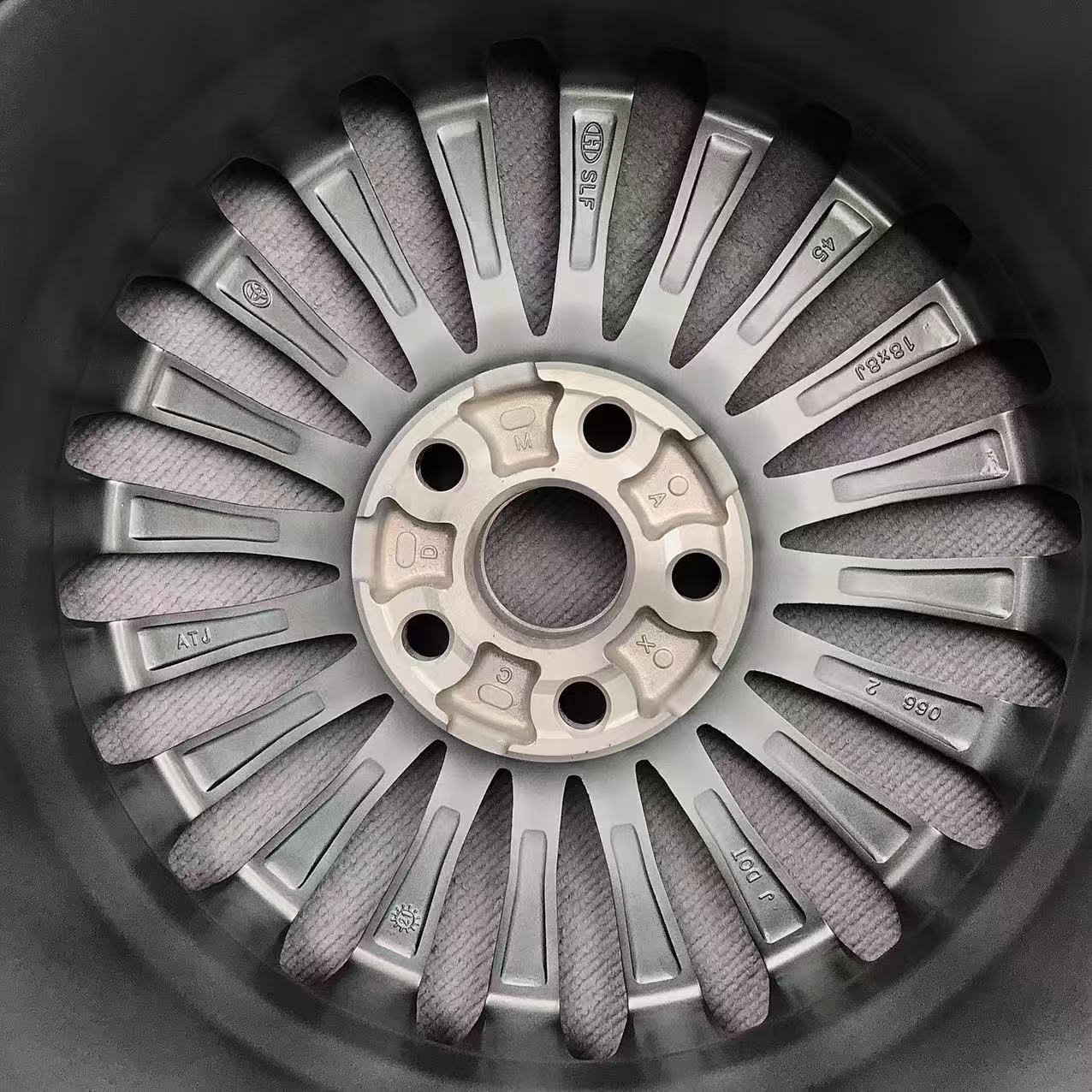 Toyota Crown 18 inch Original wheels