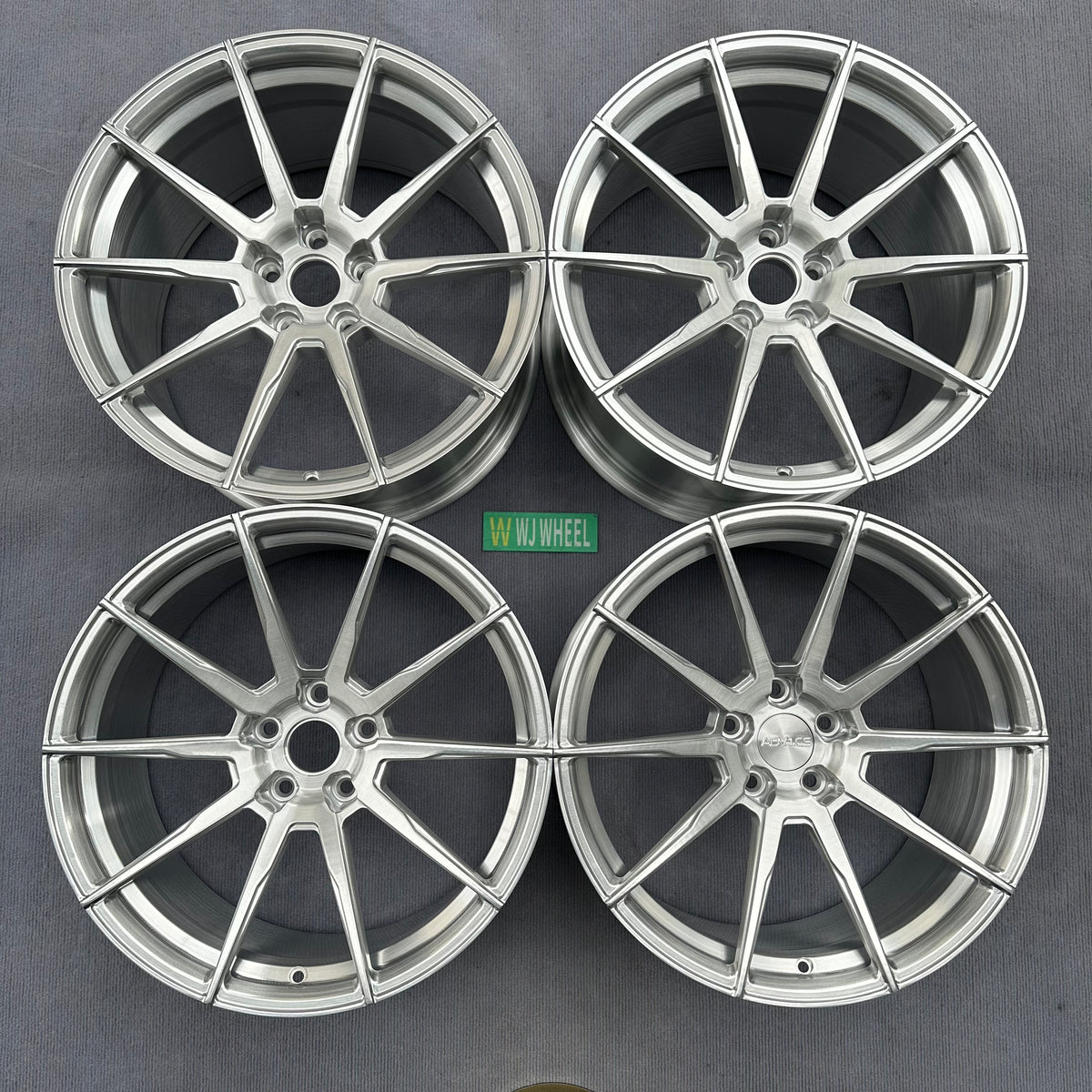 MB23 20inch 5*120  72.6