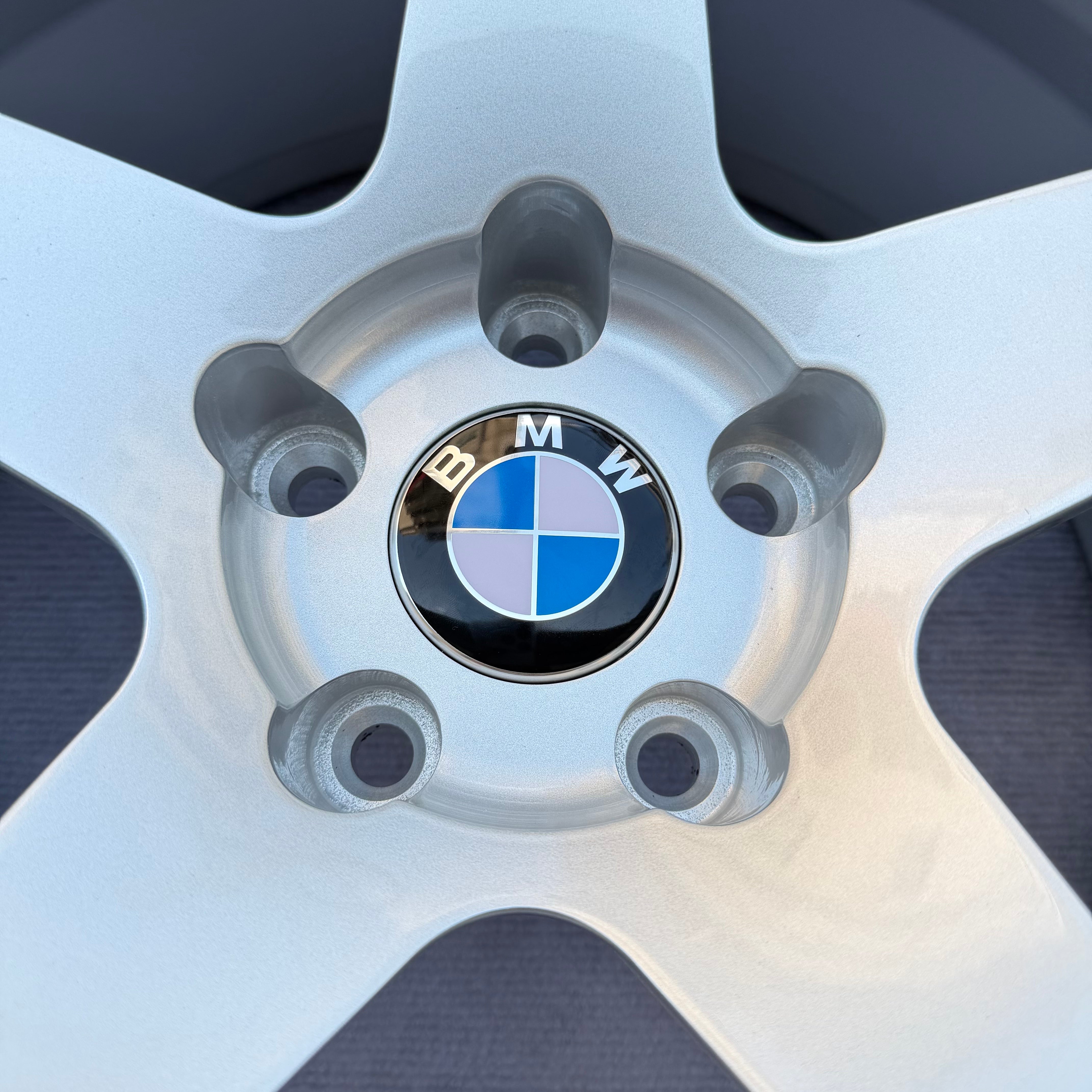 MB04 19 inch 5*120 72.6