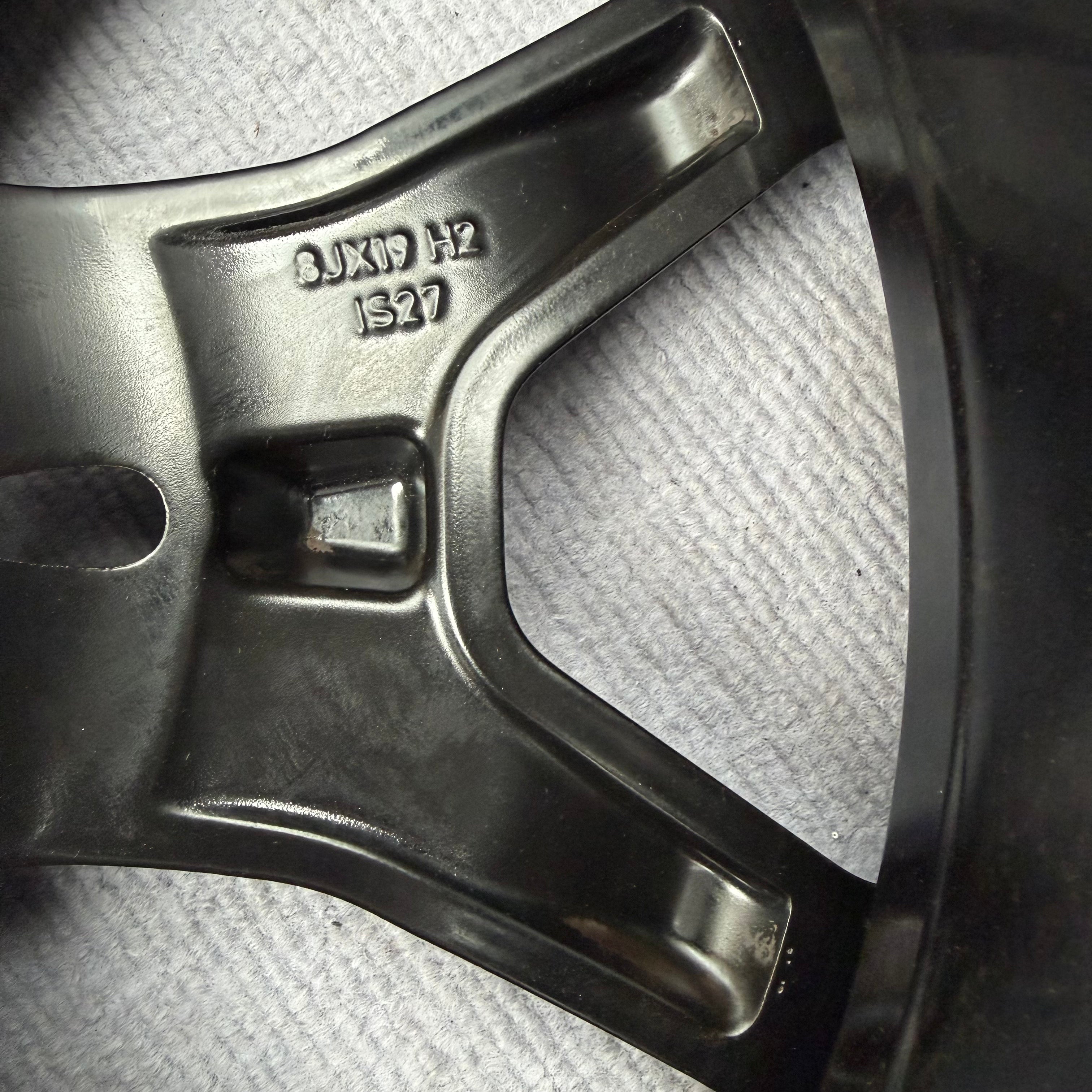 BMW 4 series 19 inch original wheels