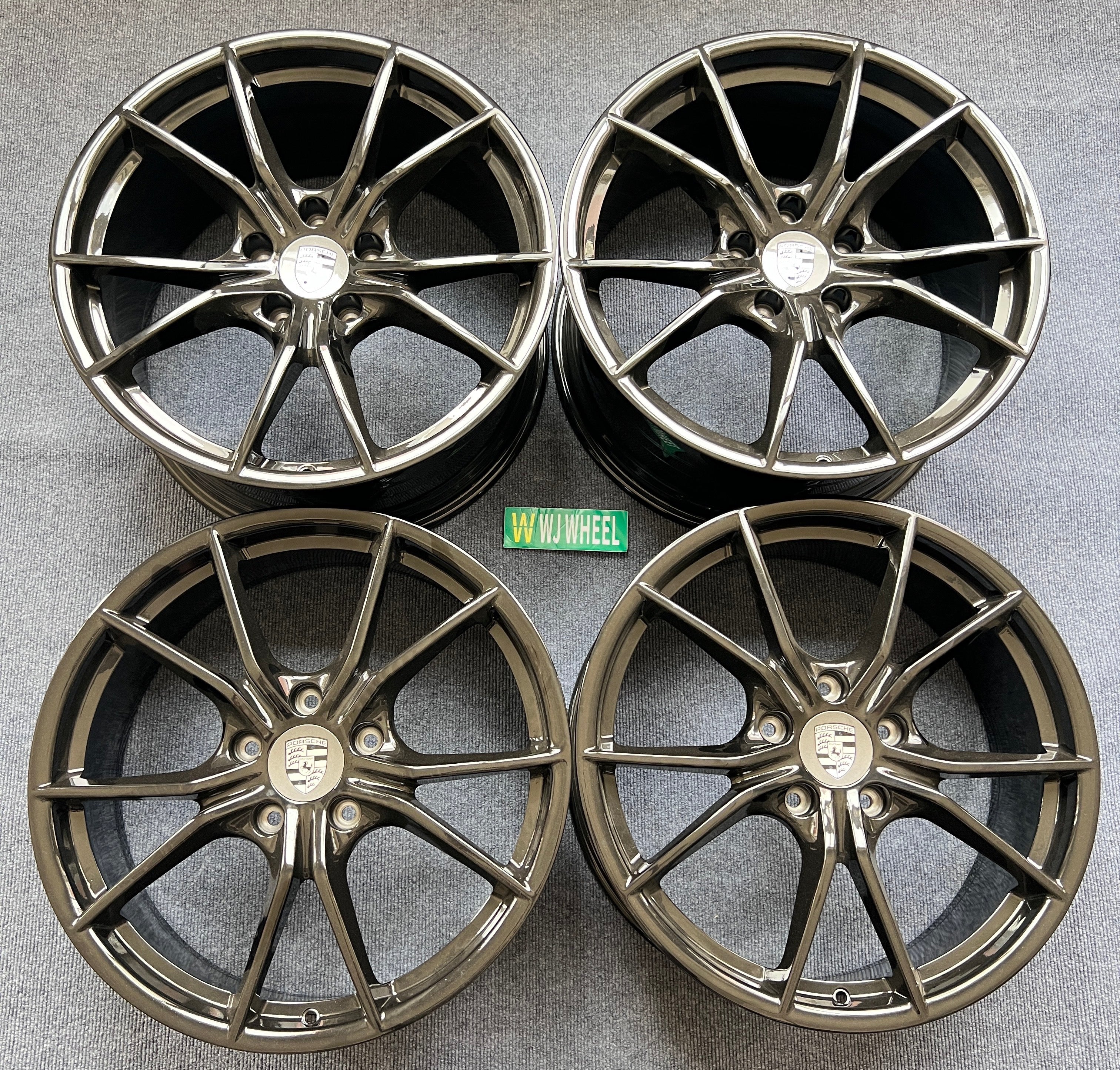 Porsche 718 20 inch original wheel