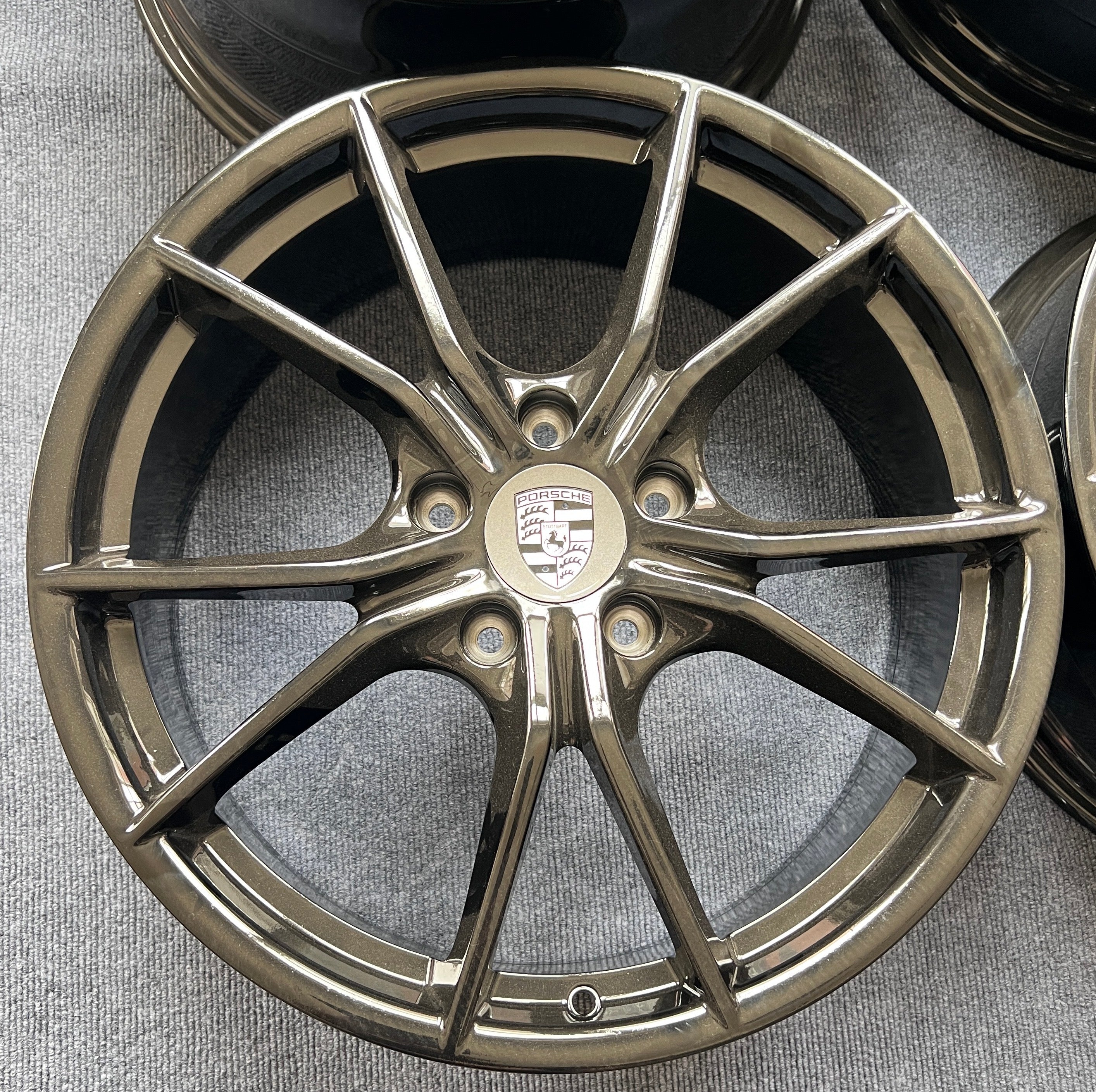 Porsche 718 20 inch original wheel