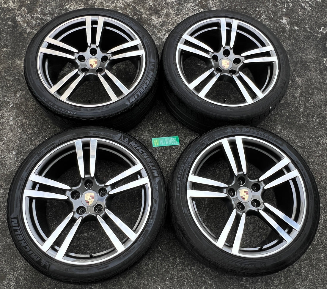 Porsche Cayenne 21 inch original wheel(with tire)