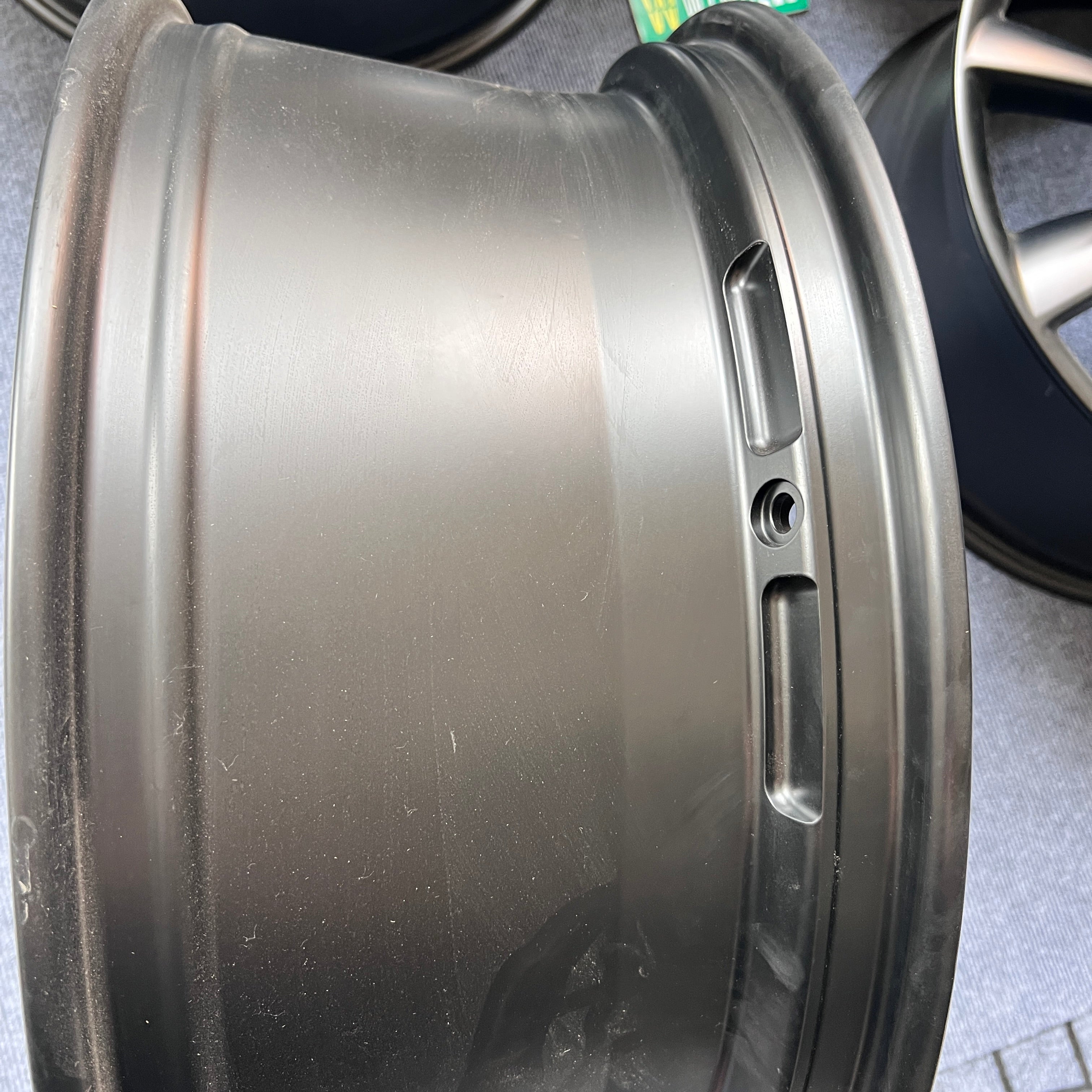 Tesla Model X 22-inch Original wheel