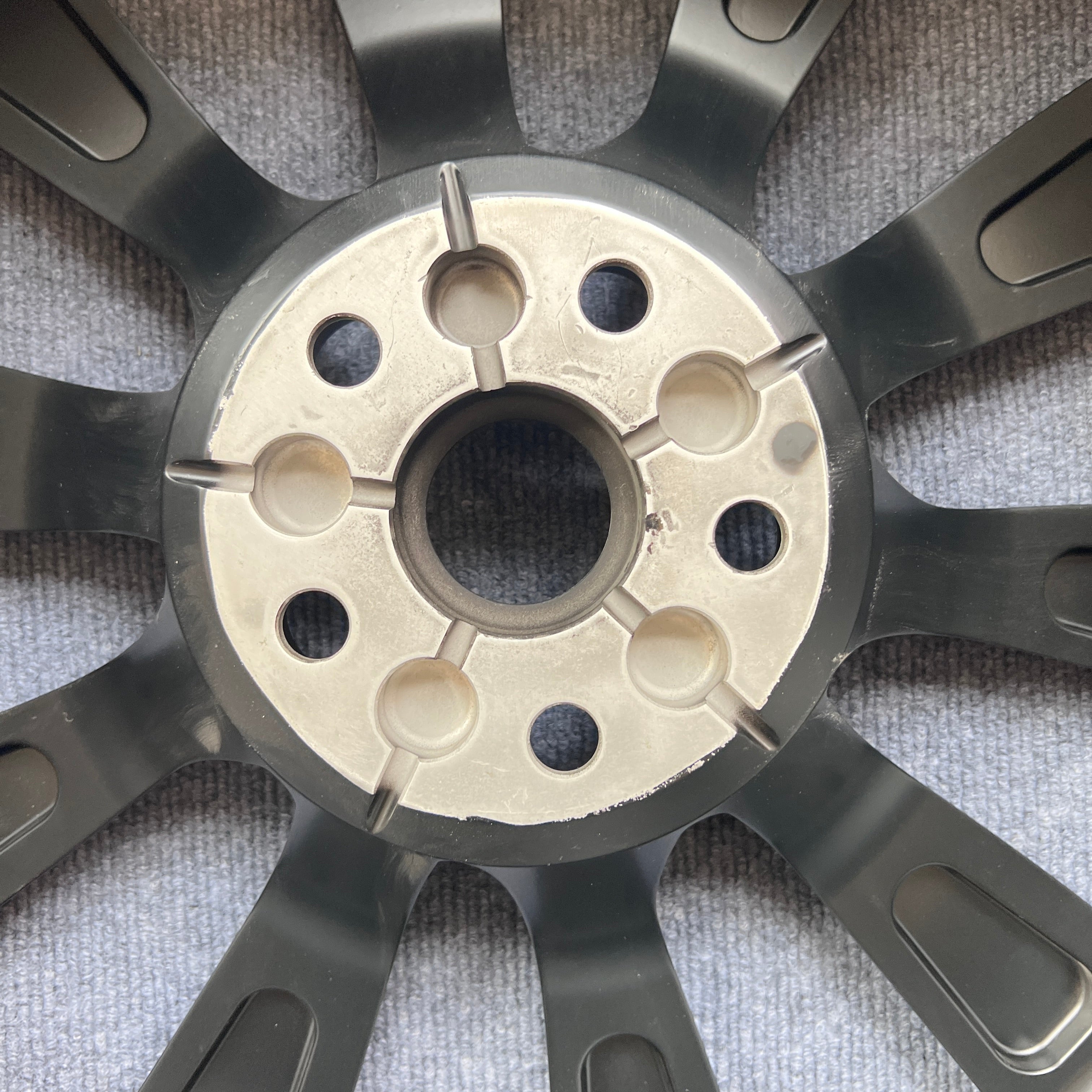 Tesla Model X 22-inch Original wheel
