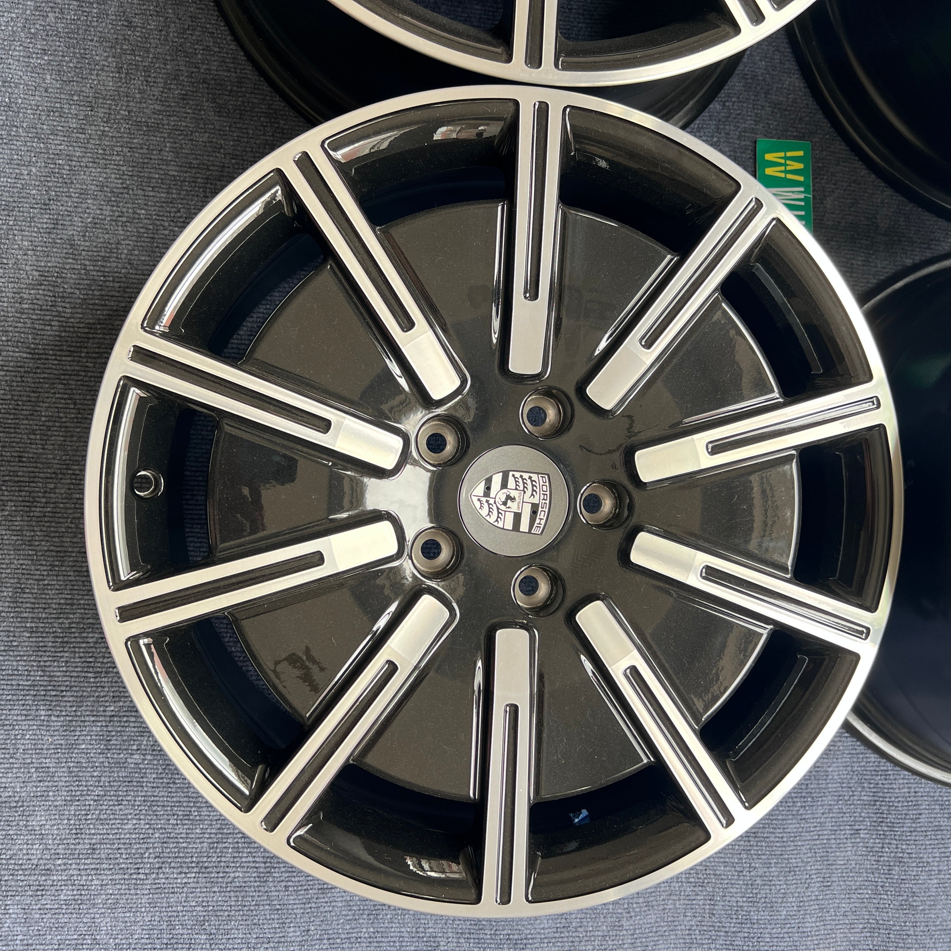 Porsche Taycan 20 inch original wheel